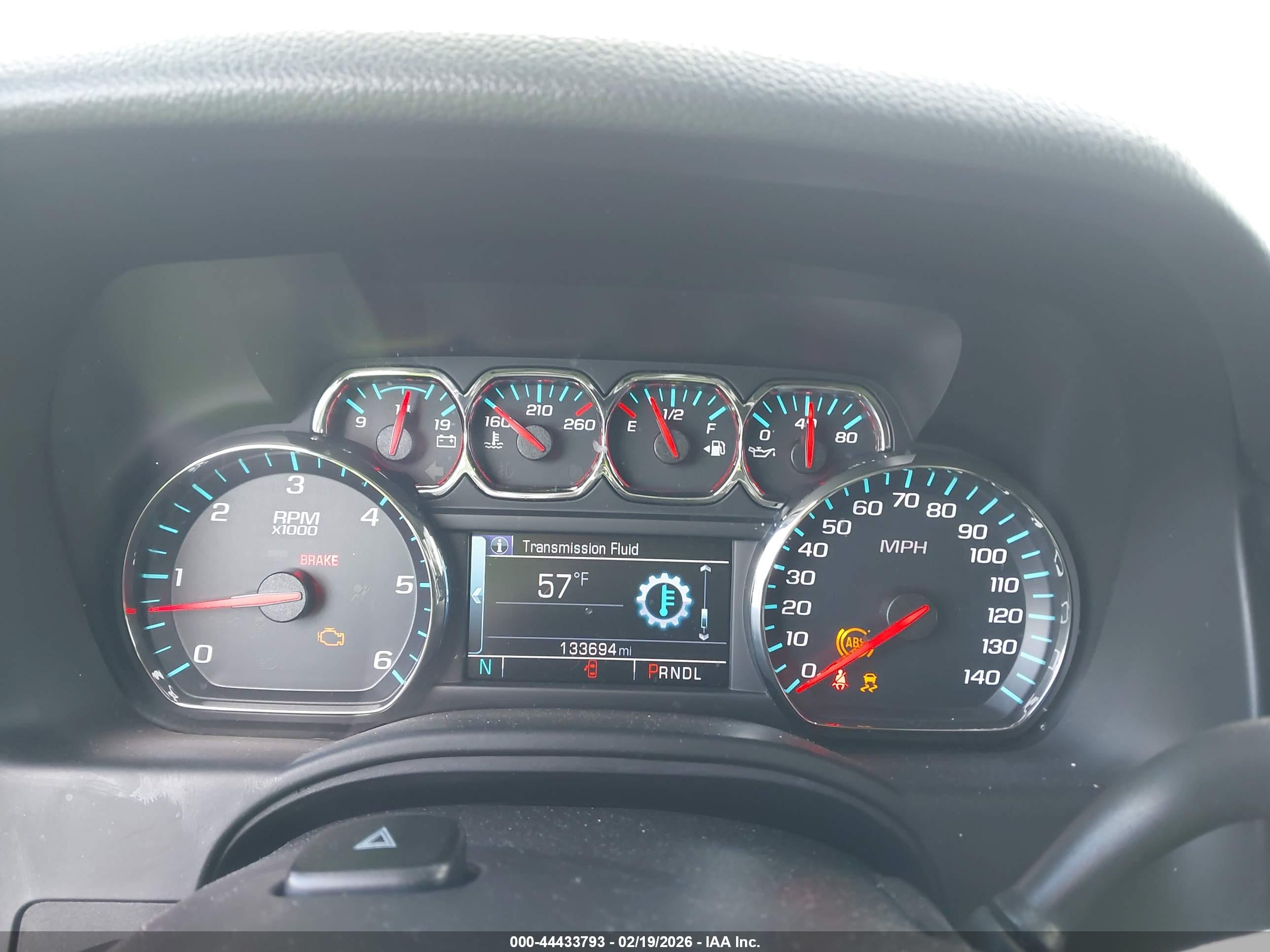 CHEVROLET SUBURBAN image 7