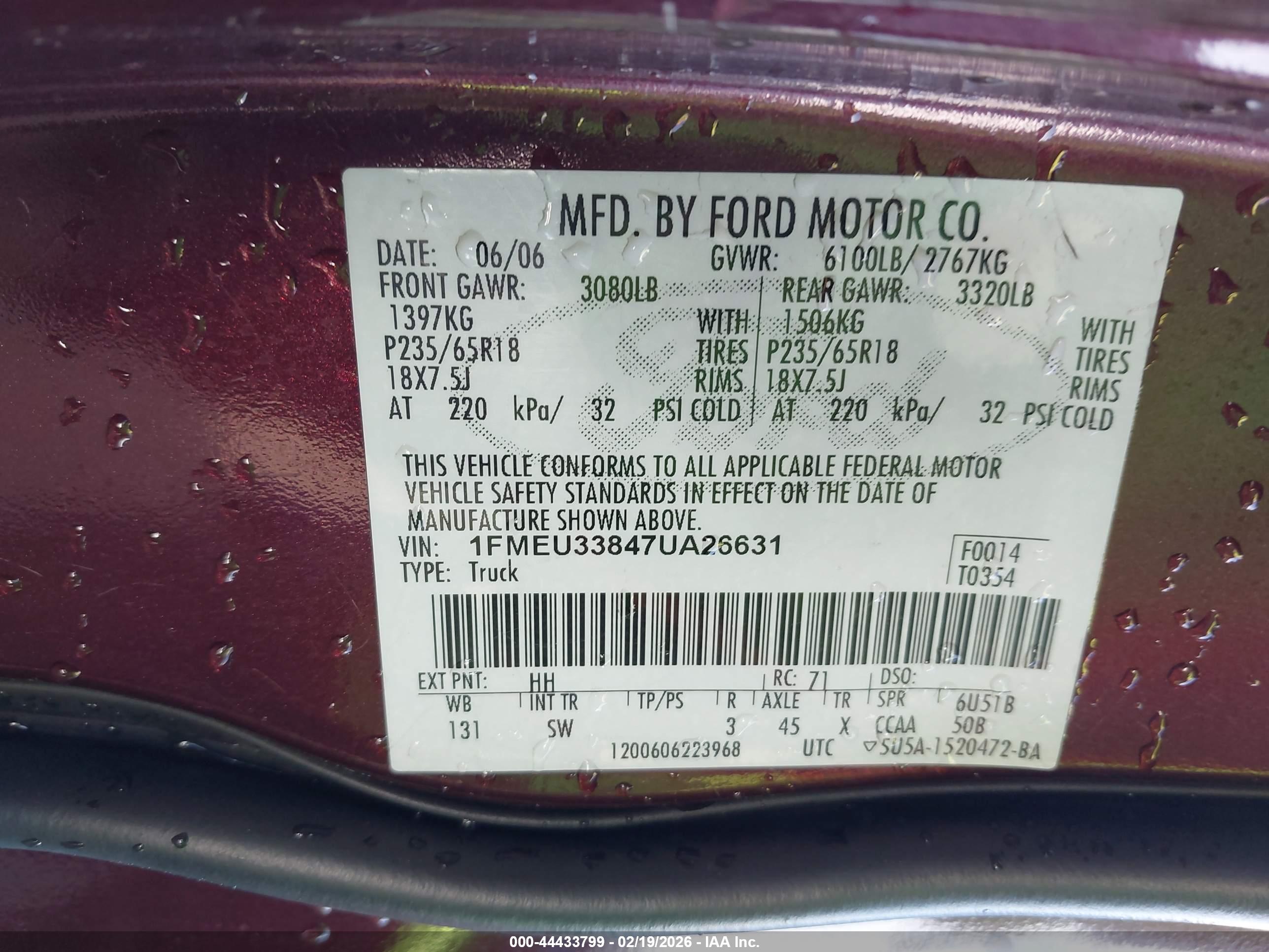 FORD EXPLORER image 9