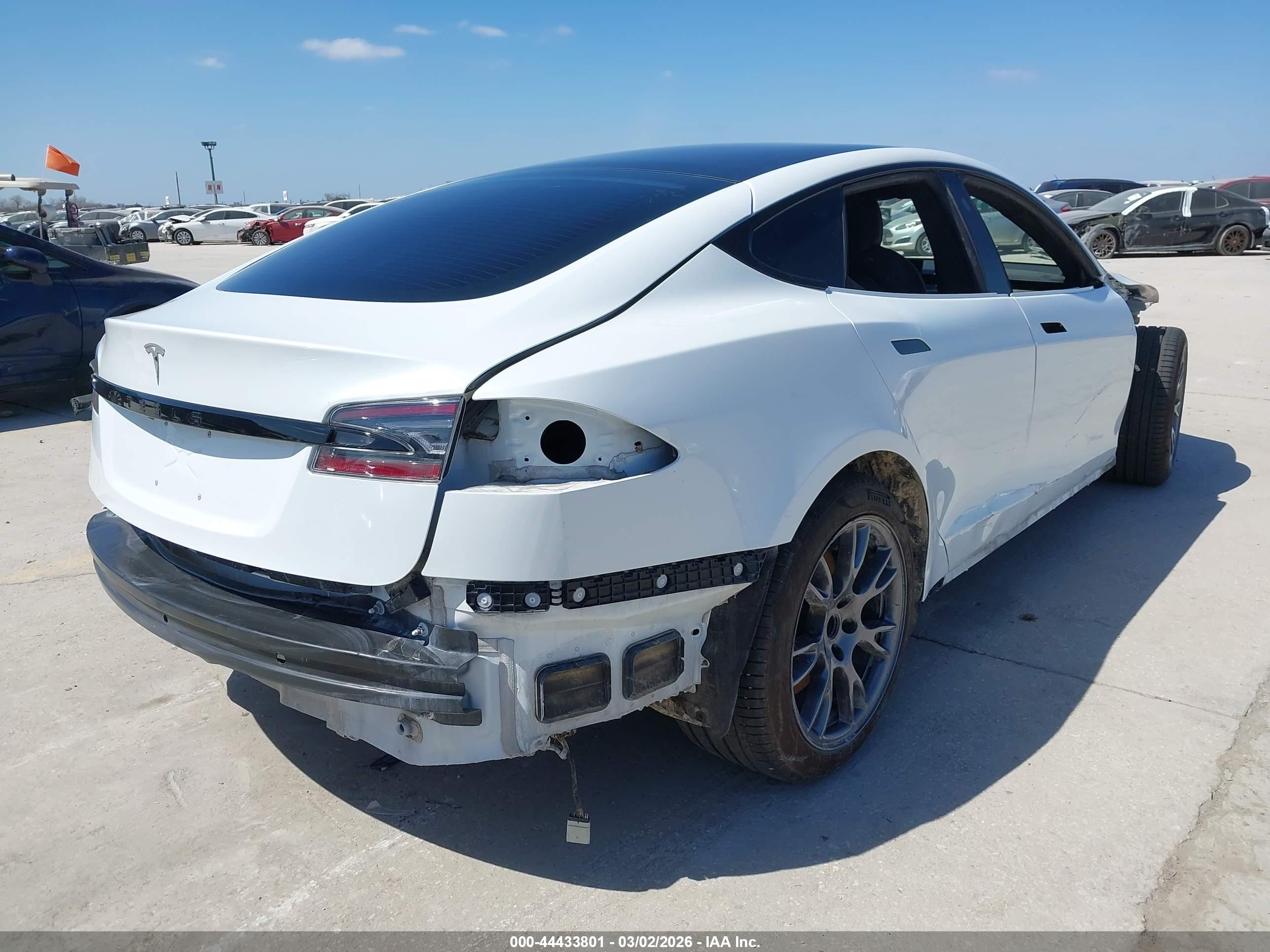 TESLA MODEL image 4