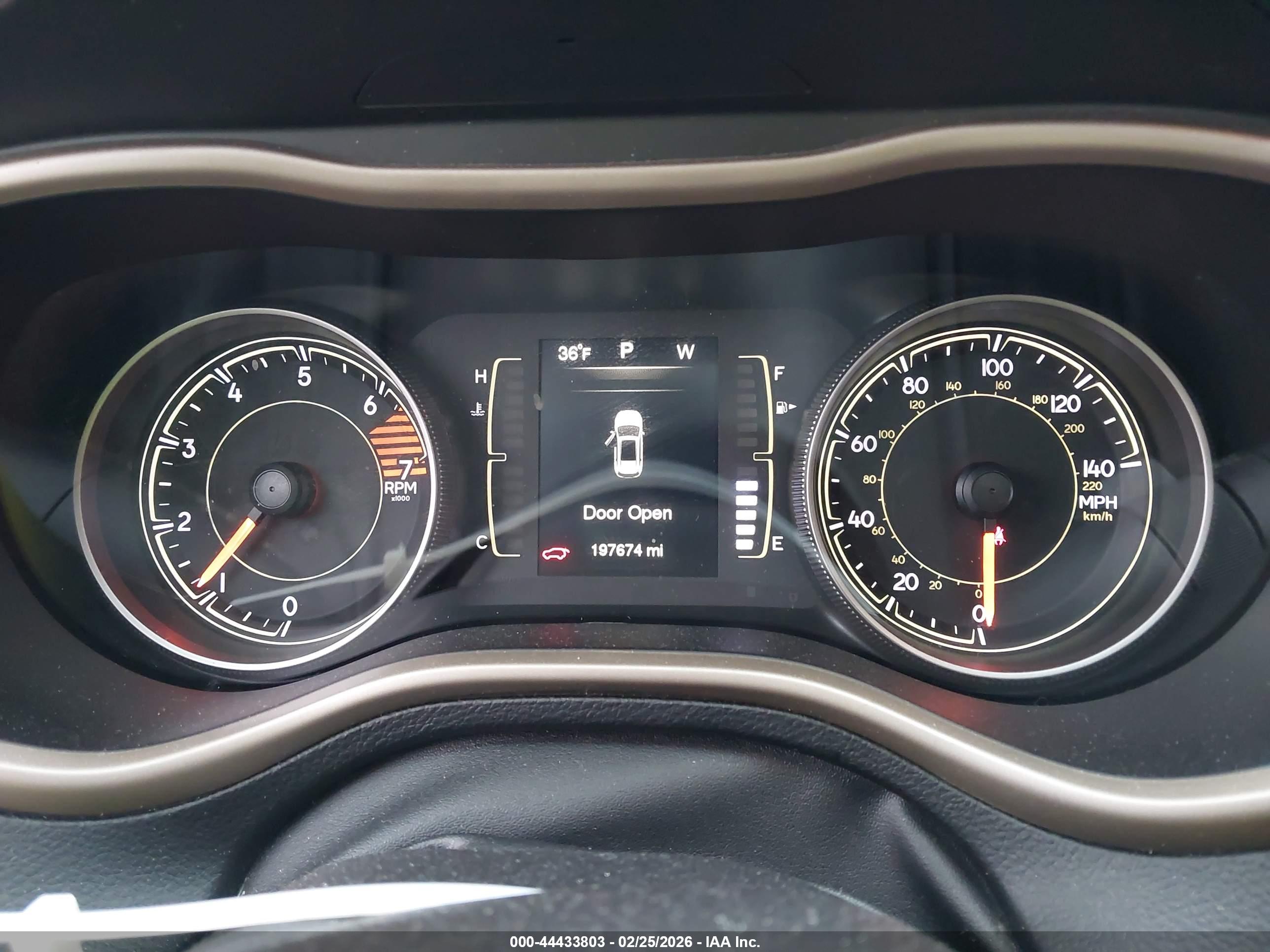 JEEP CHEROKEE image 7