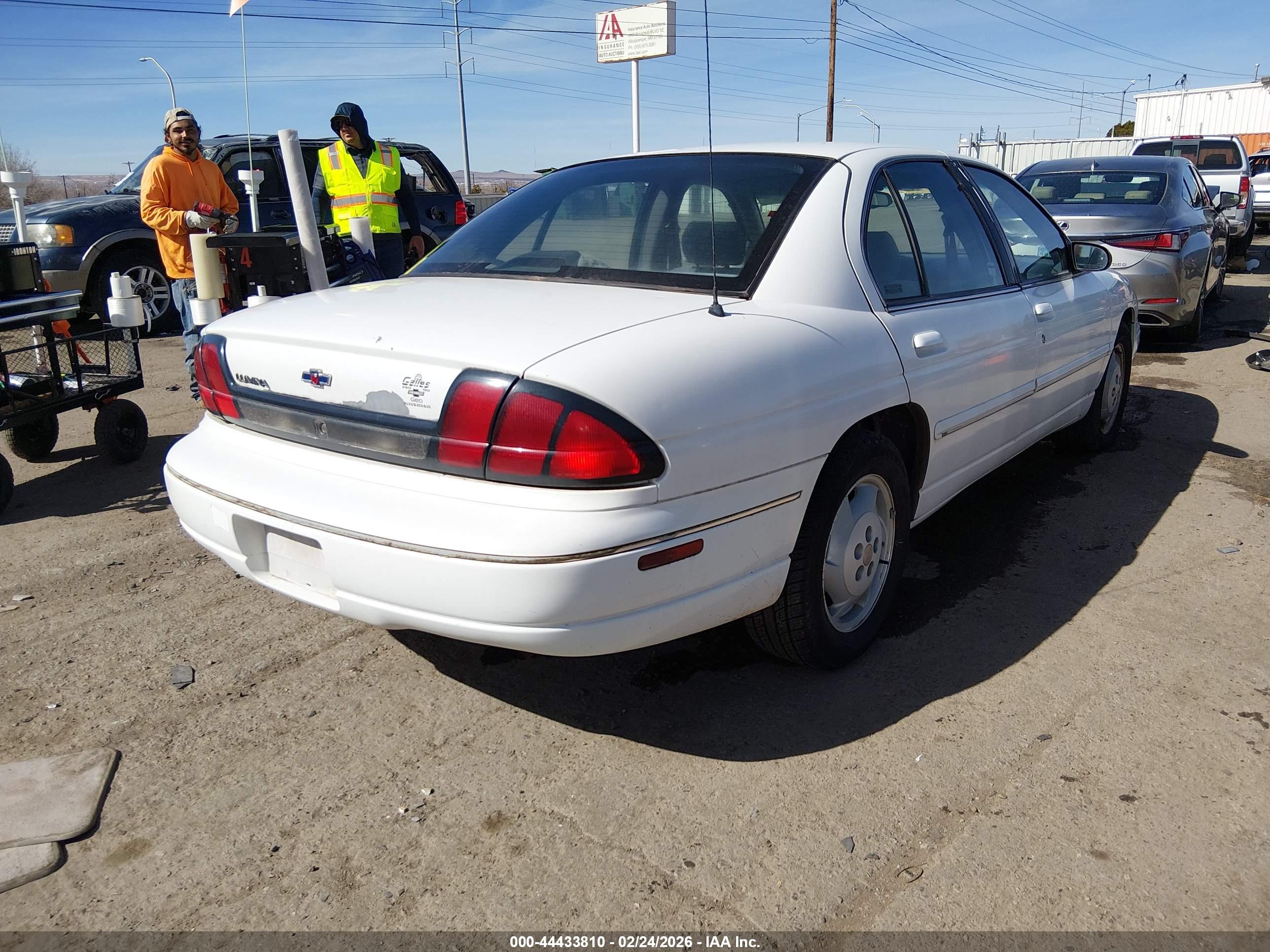 CHEVROLET LUMINA image 4