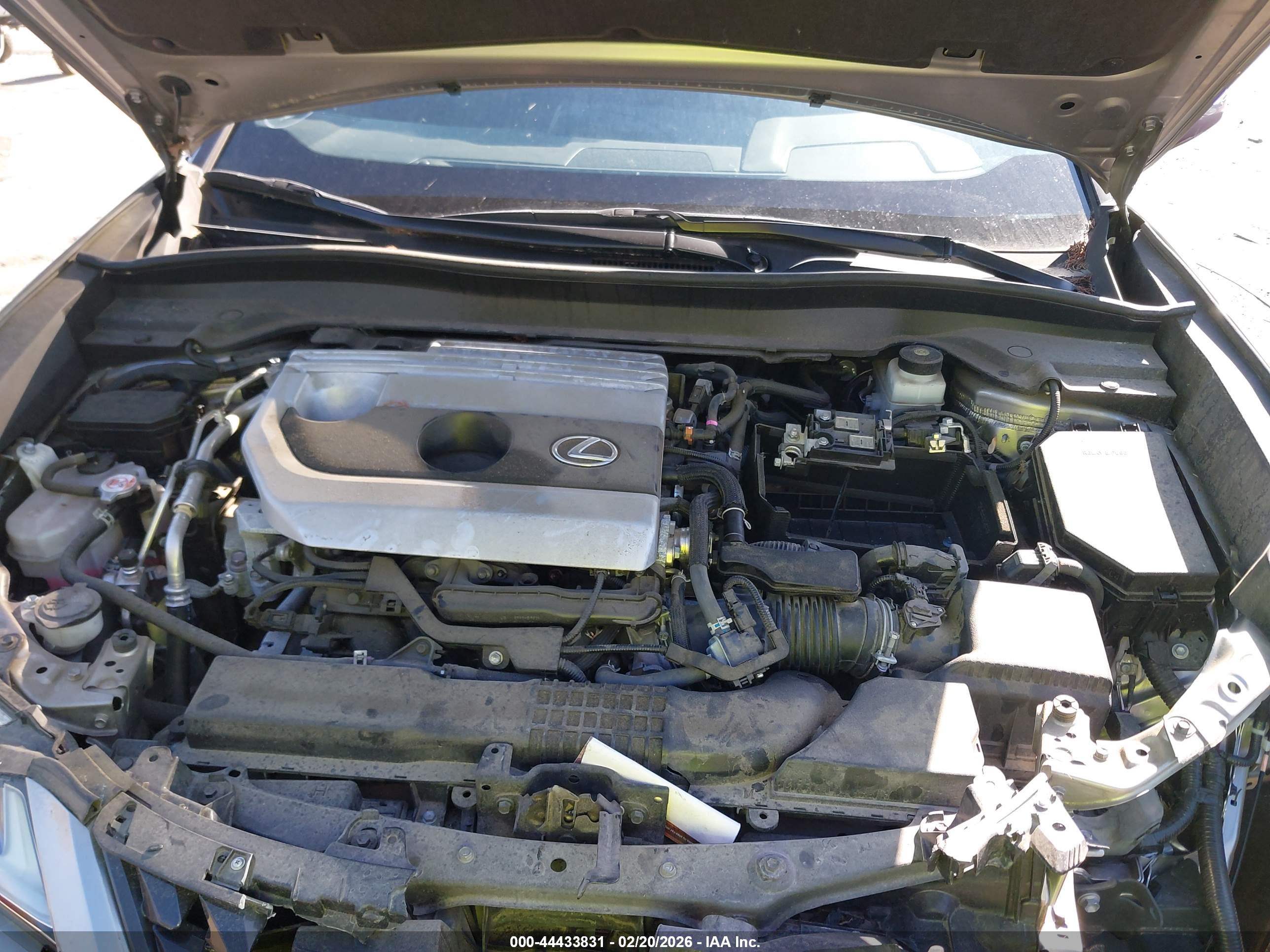 LEXUS UX image 10