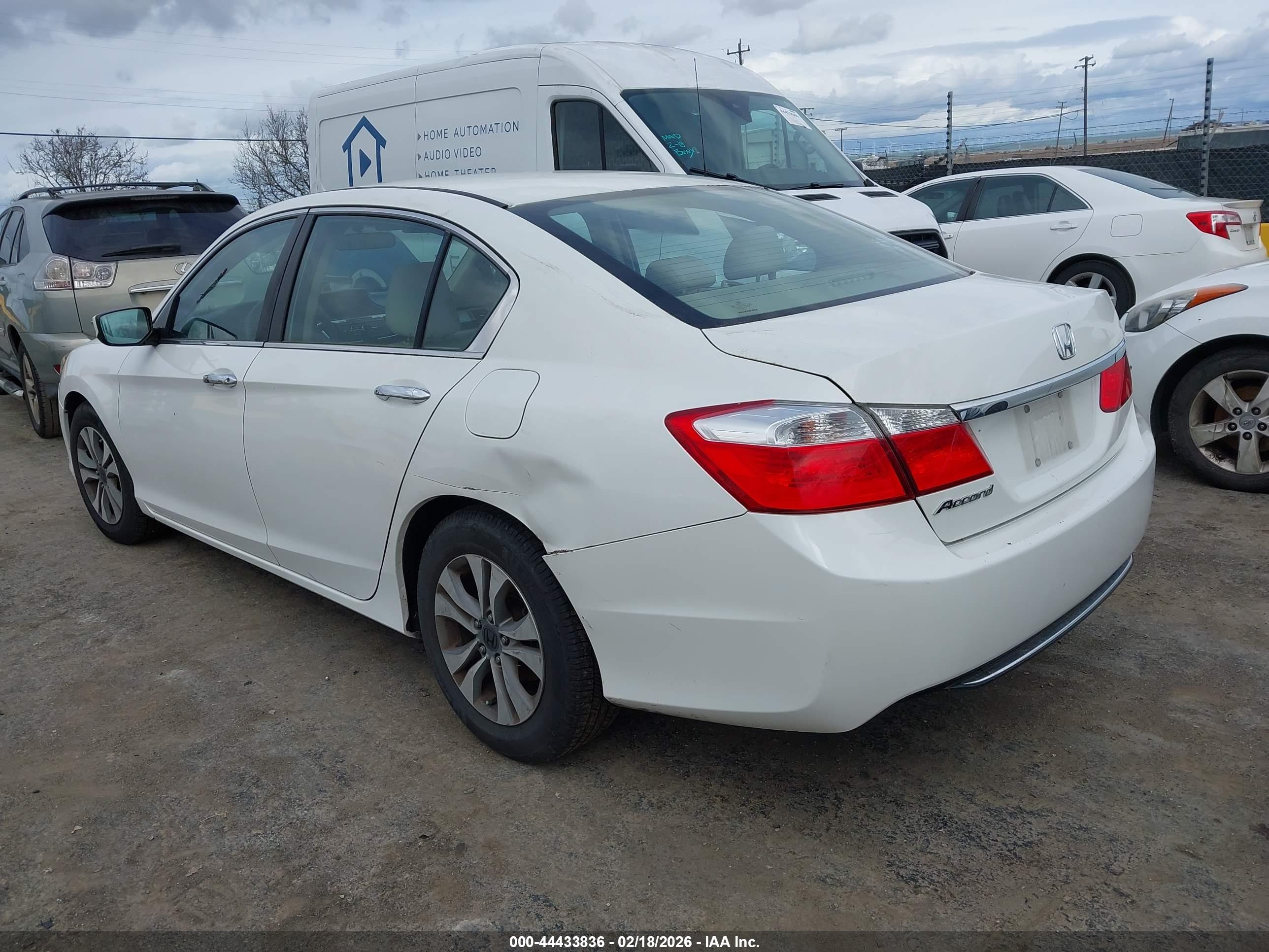HONDA ACCORD image 3