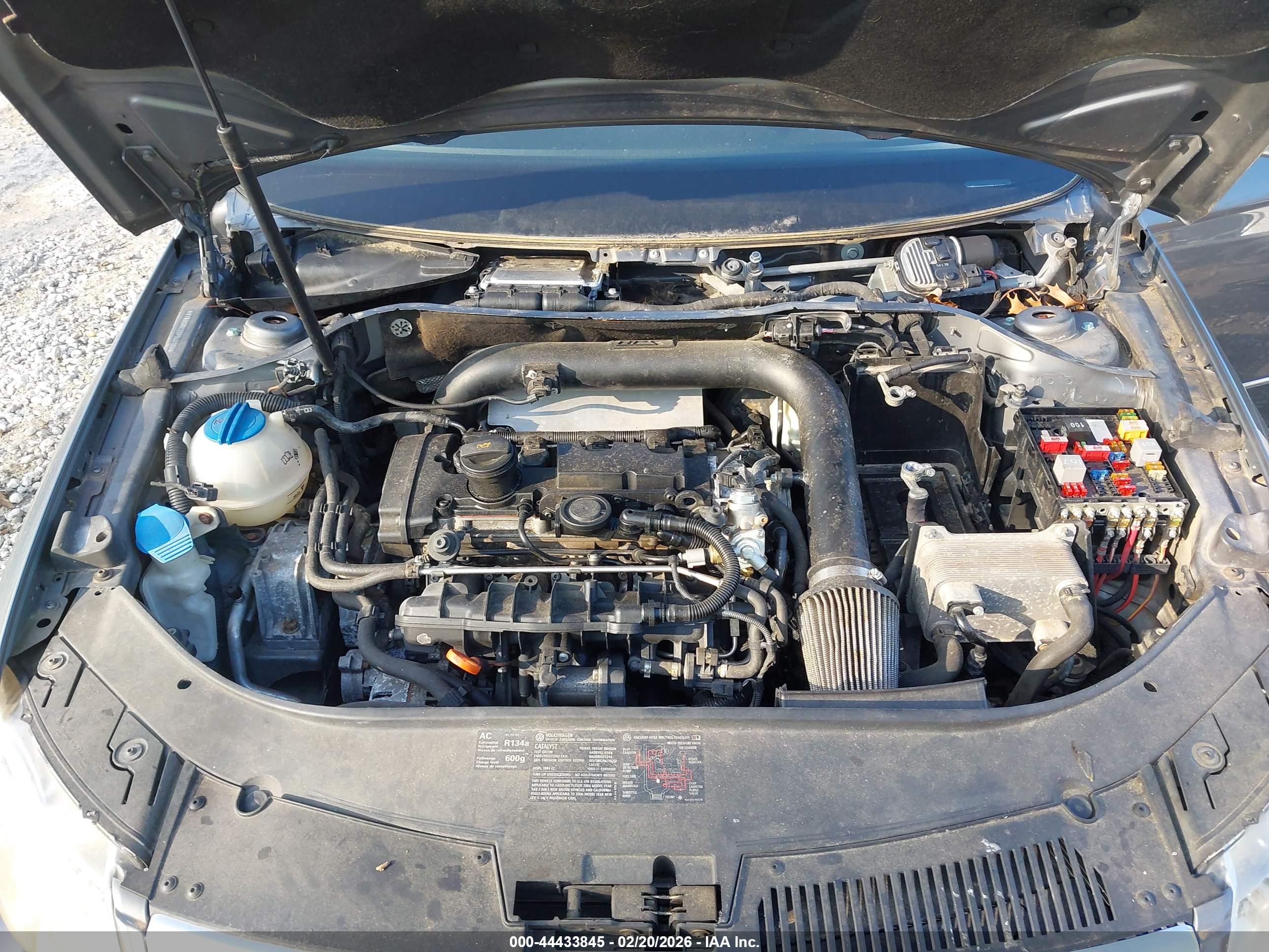 VOLKSWAGEN PASSAT image 10