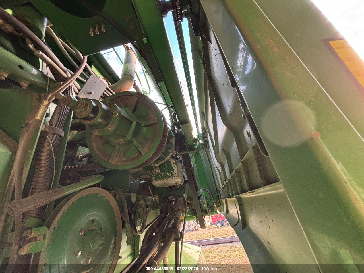 JOHN DEERE image 10