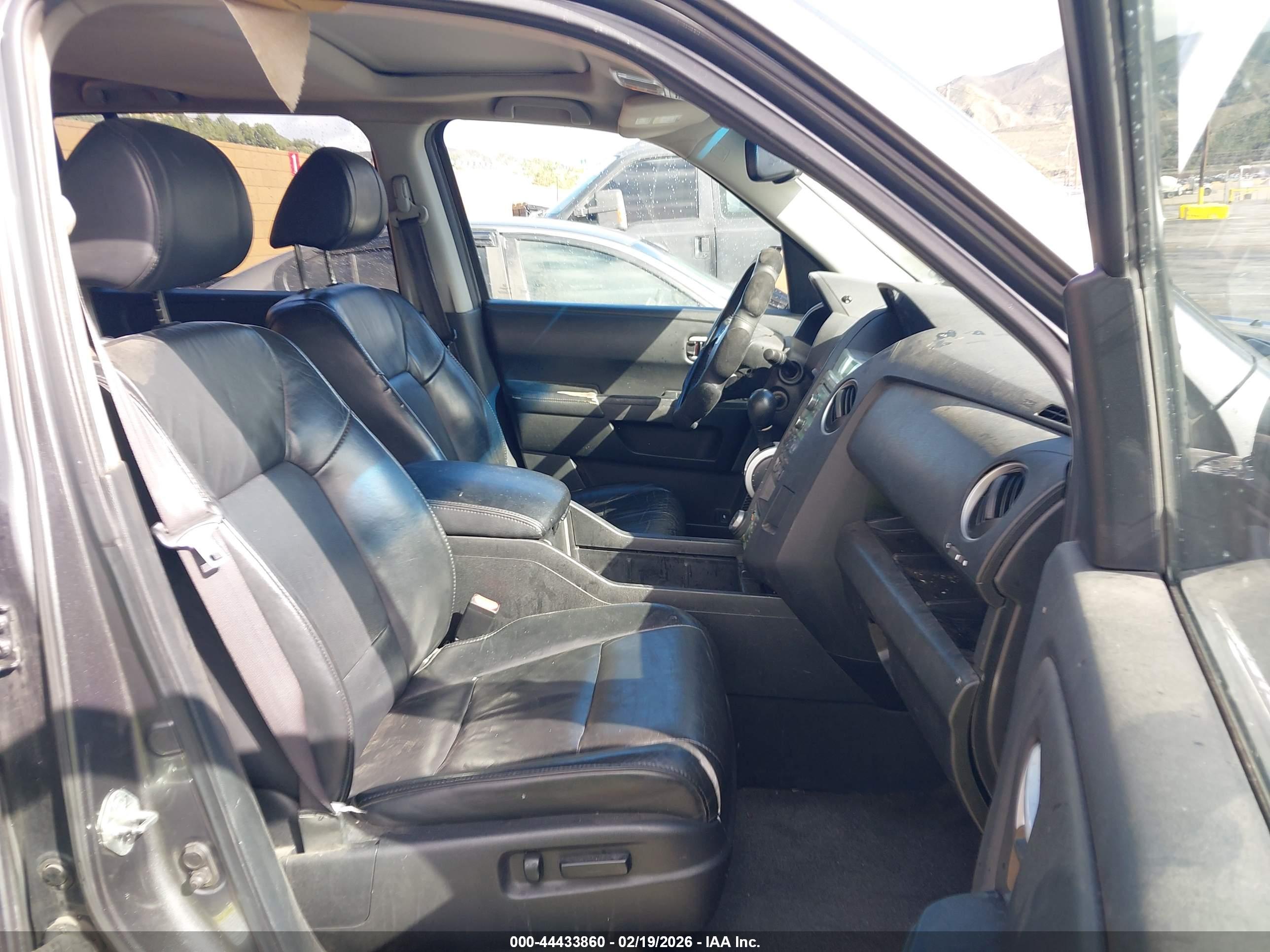HONDA PILOT image 5