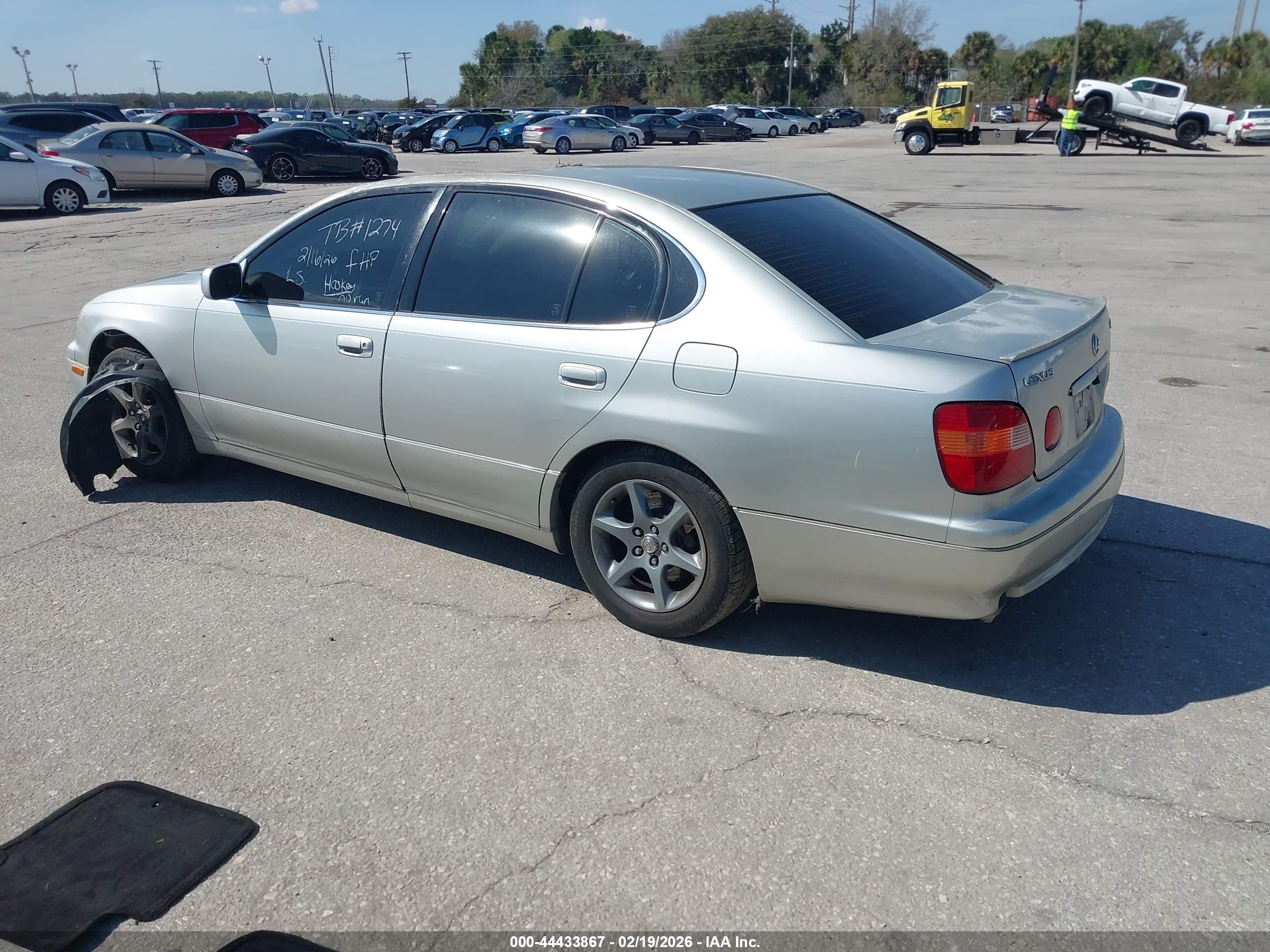 LEXUS GS image 3