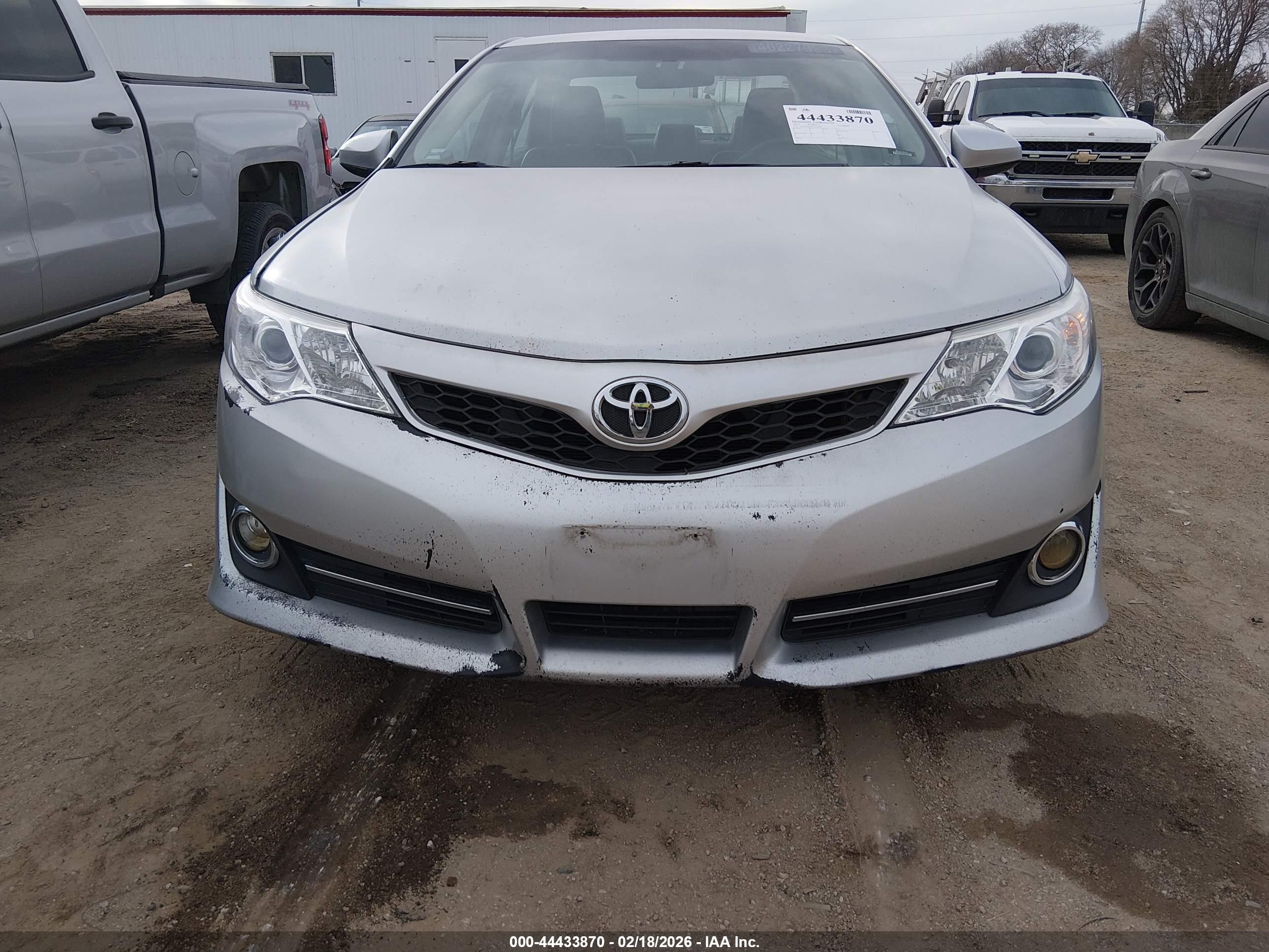 TOYOTA CAMRY image 6