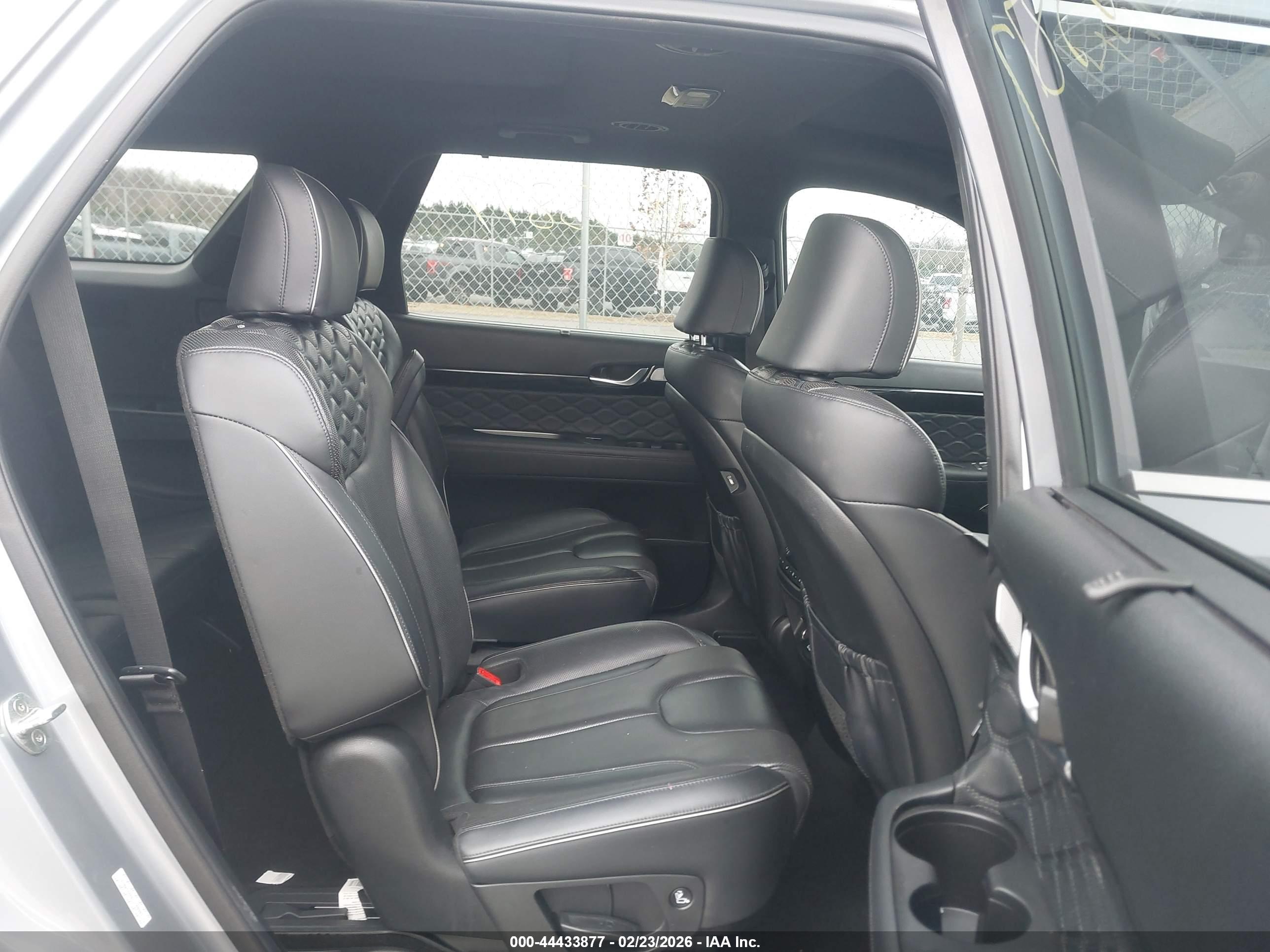 HYUNDAI PALISADE image 8