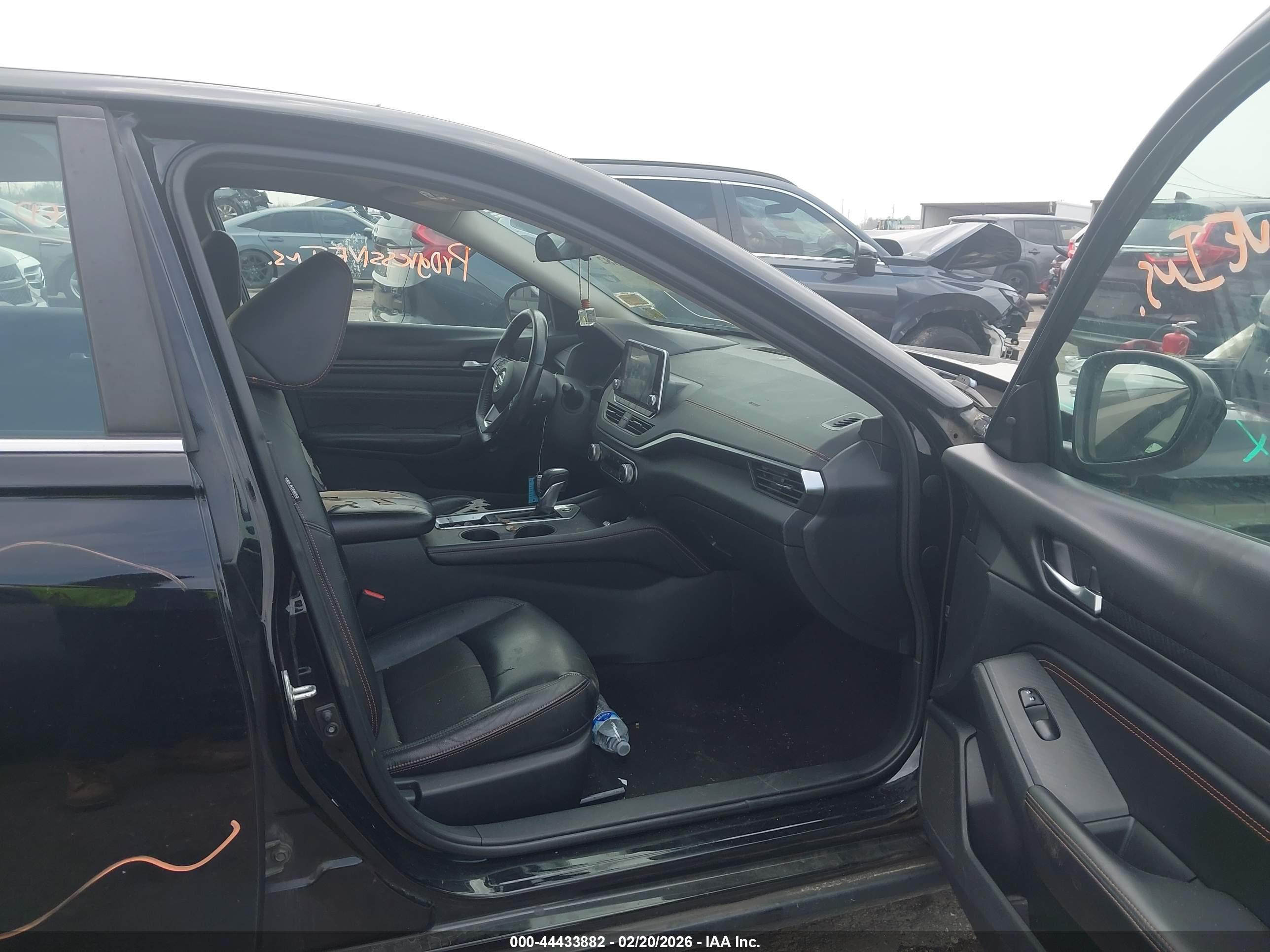 NISSAN ALTIMA image 5