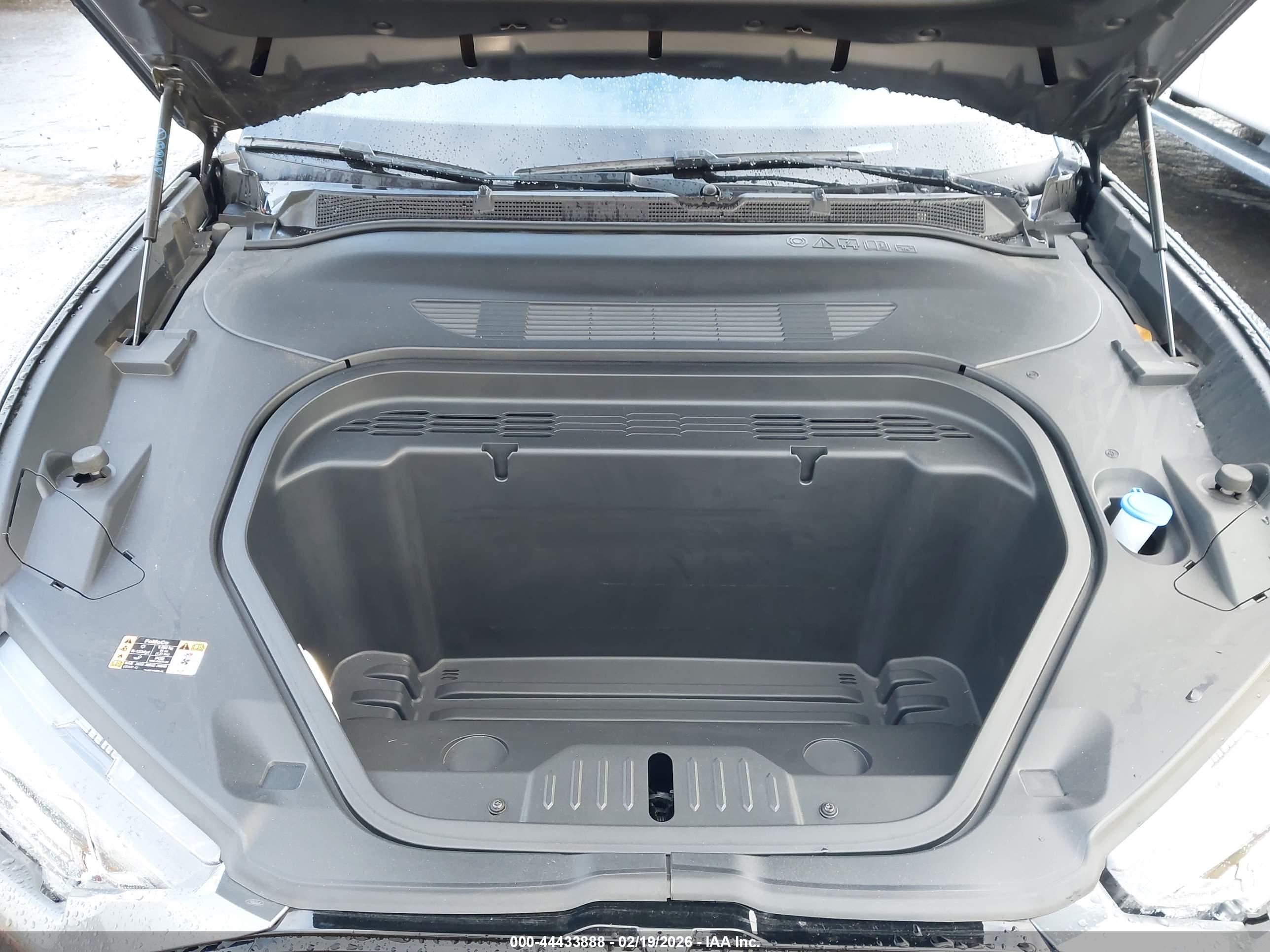 FORD MUSTANG image 10