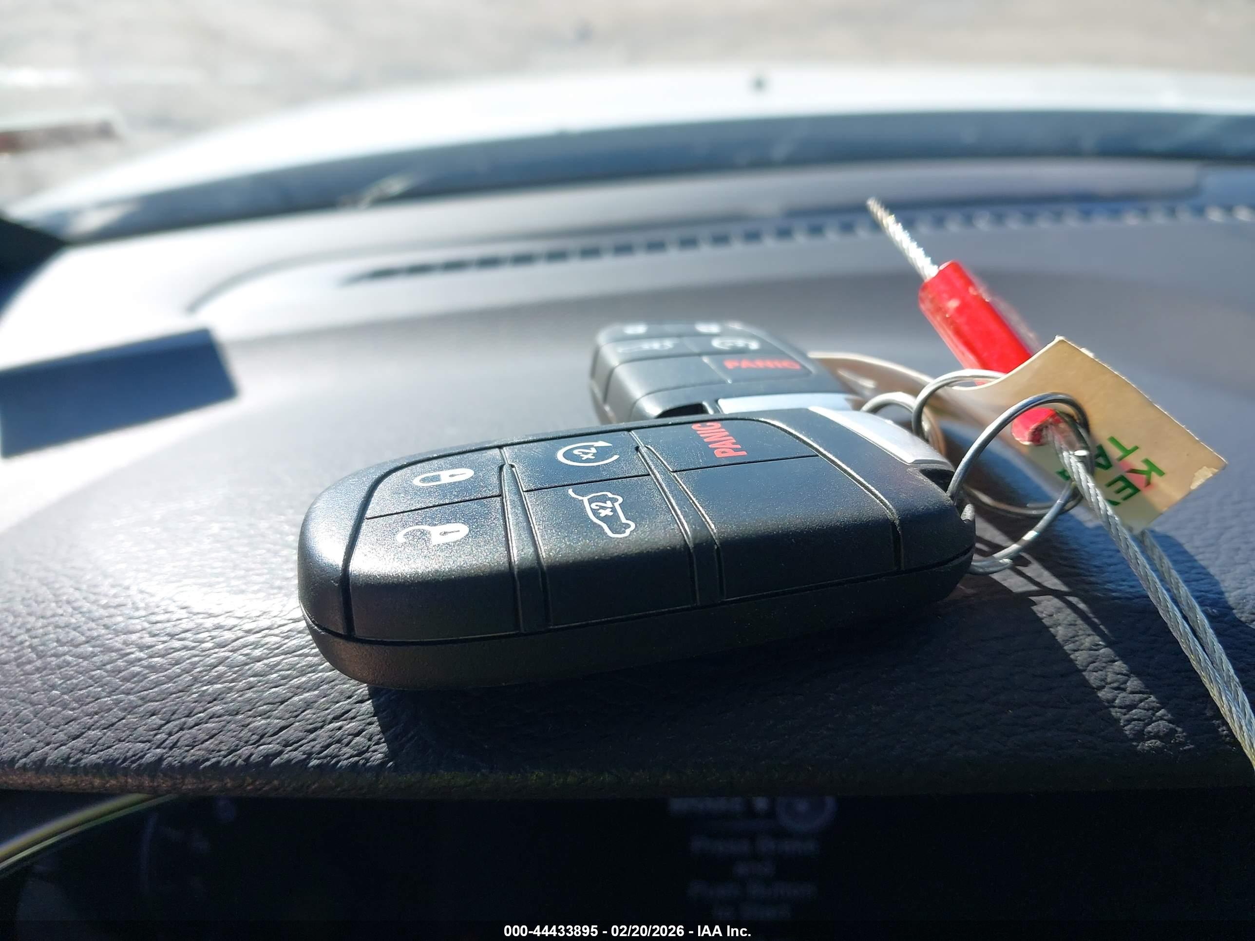 JEEP GRAND image 11