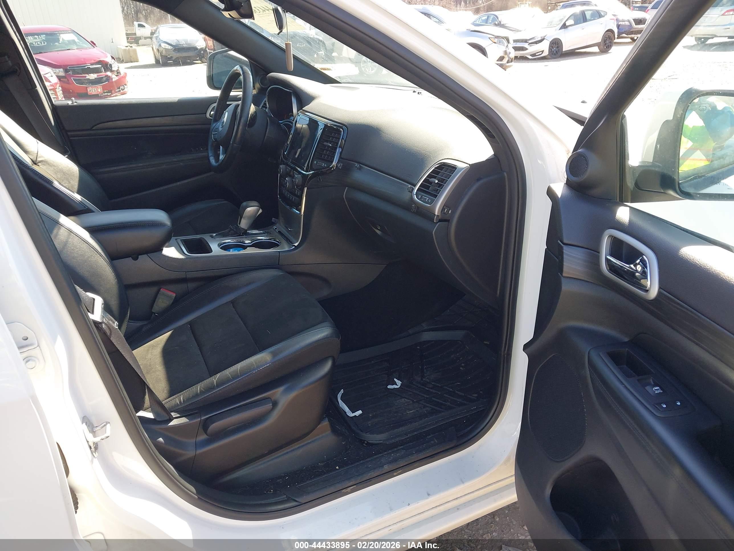 JEEP GRAND image 5