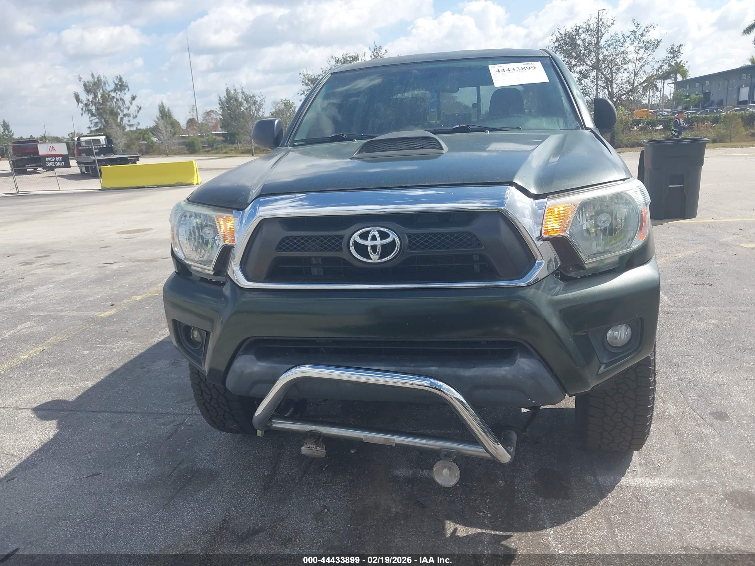 TOYOTA TACOMA image 6