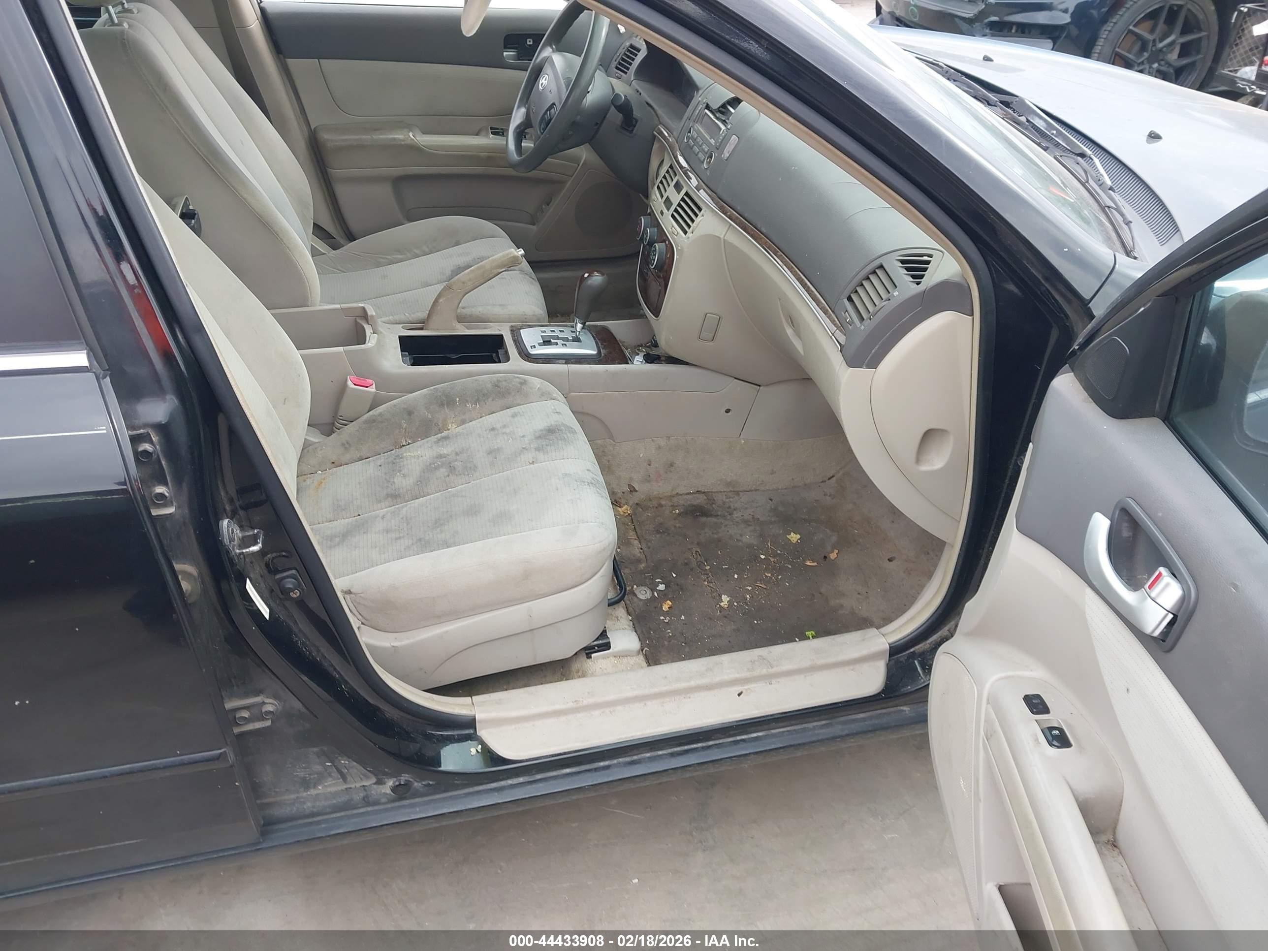HYUNDAI SONATA image 5