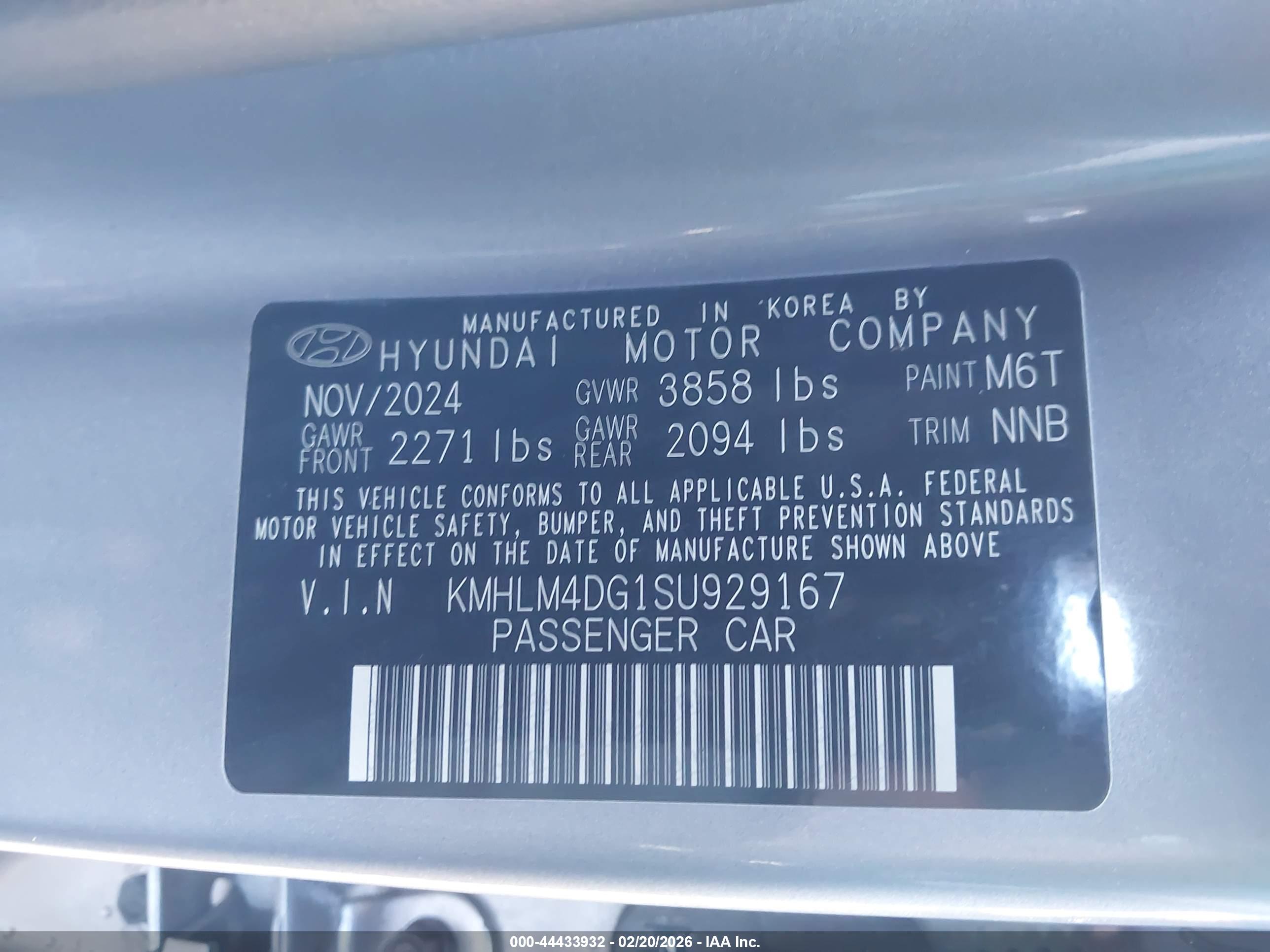 HYUNDAI ELANTRA image 9