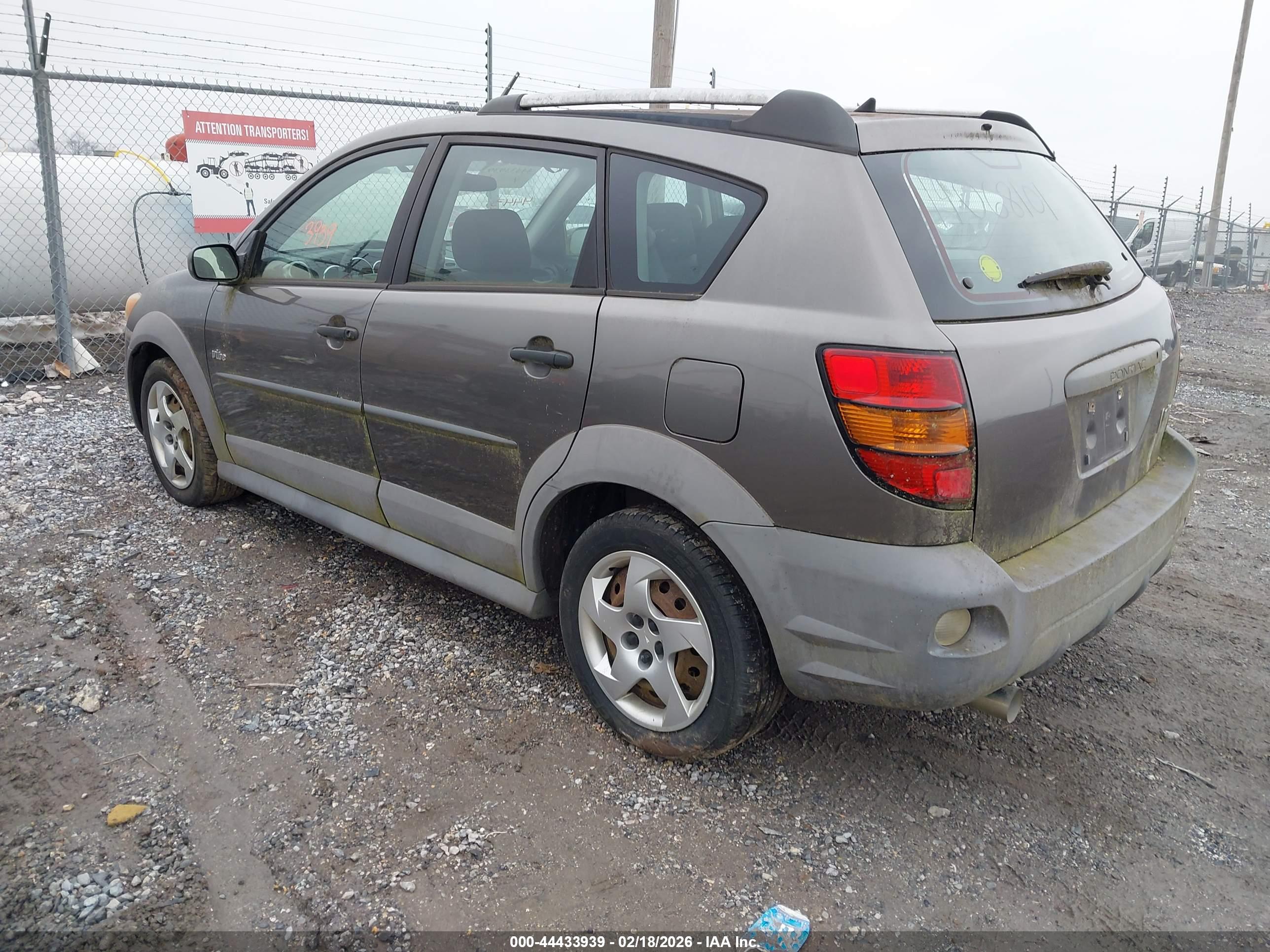 PONTIAC VIBE image 3
