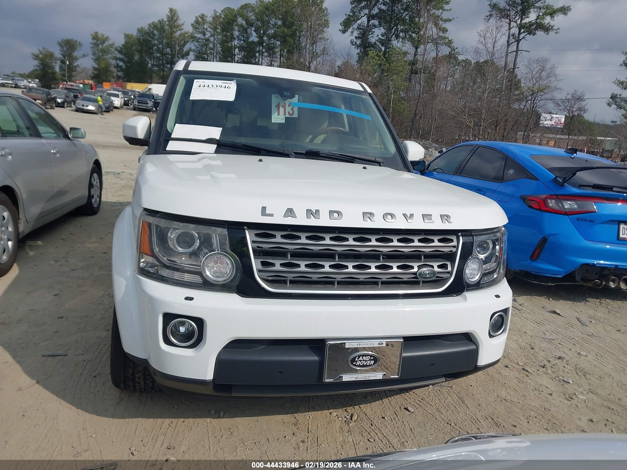 LAND ROVER image 6