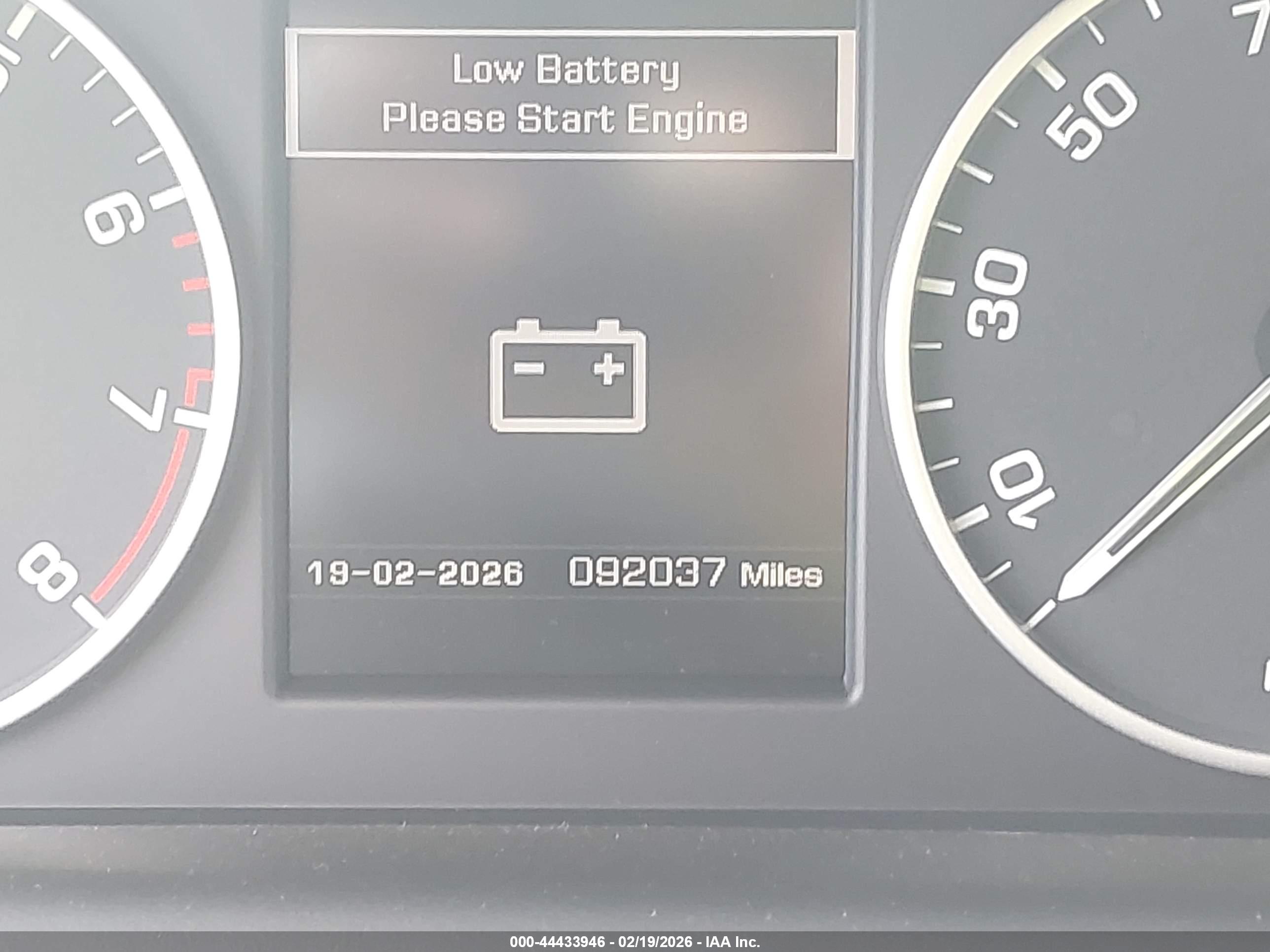 LAND ROVER image 7