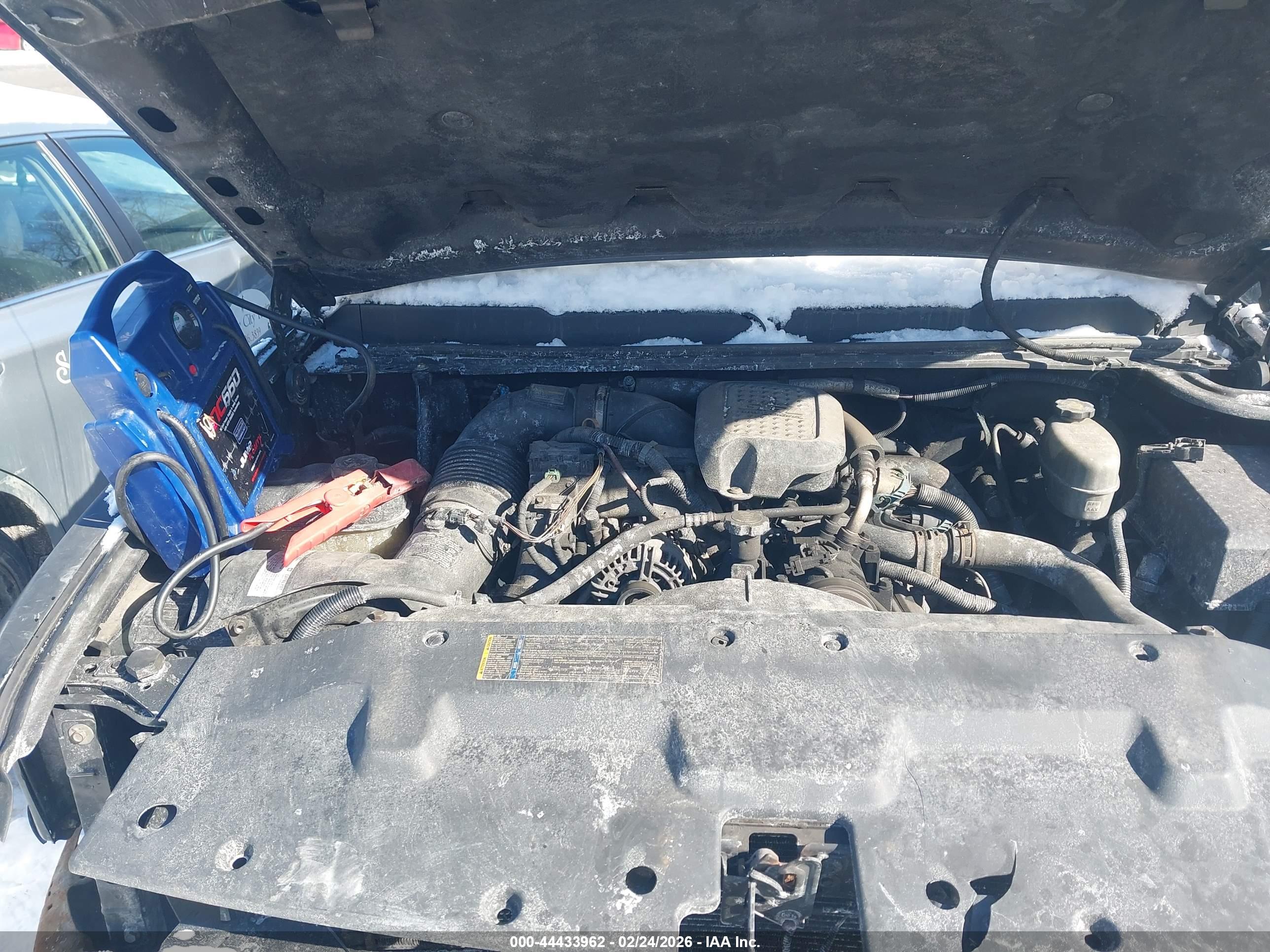 CHEVROLET SILVERADO image 10