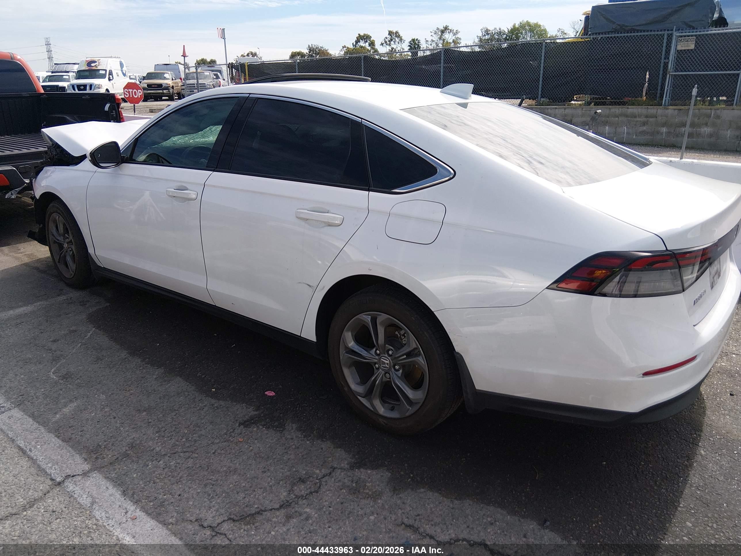 HONDA ACCORD image 3