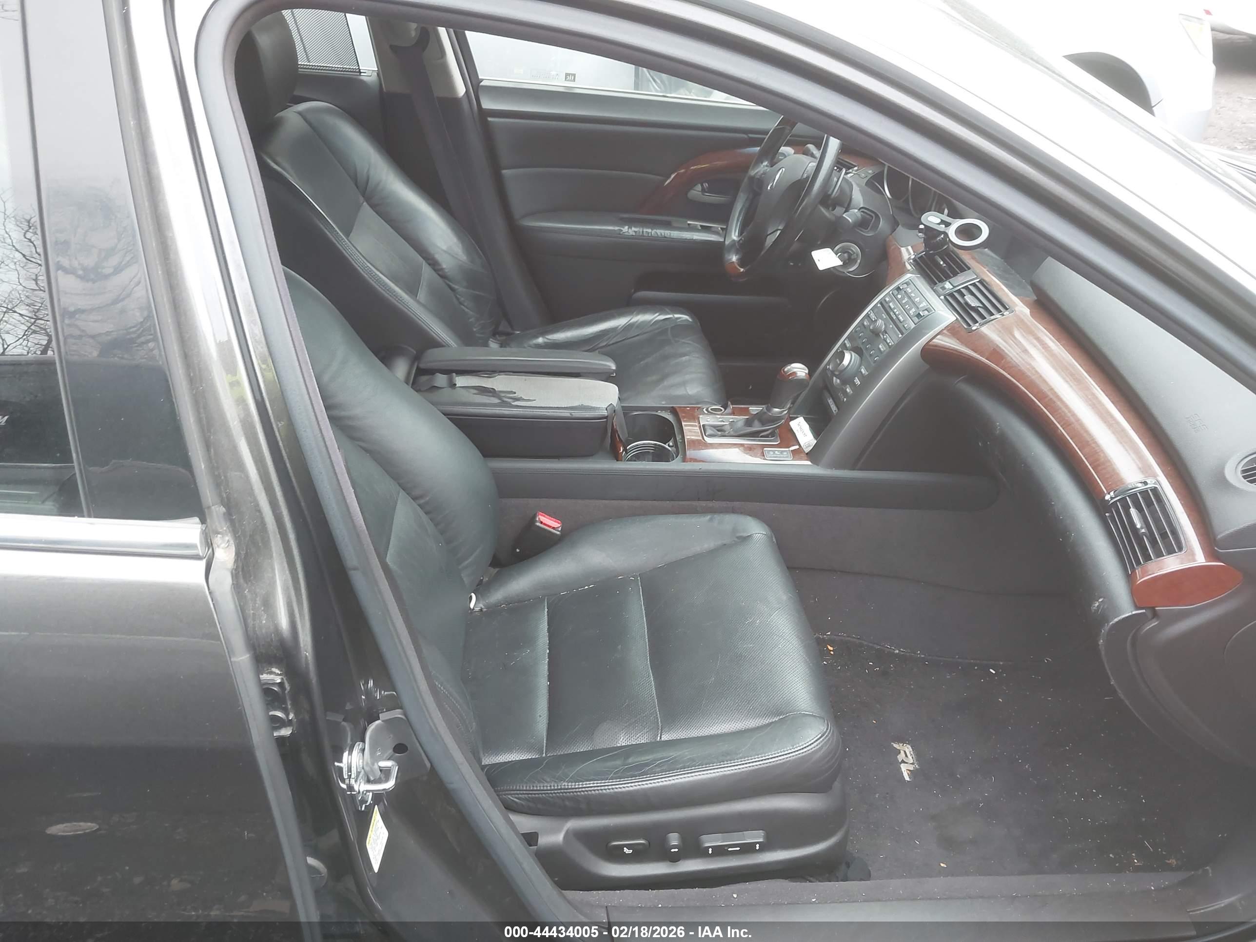ACURA RL image 5