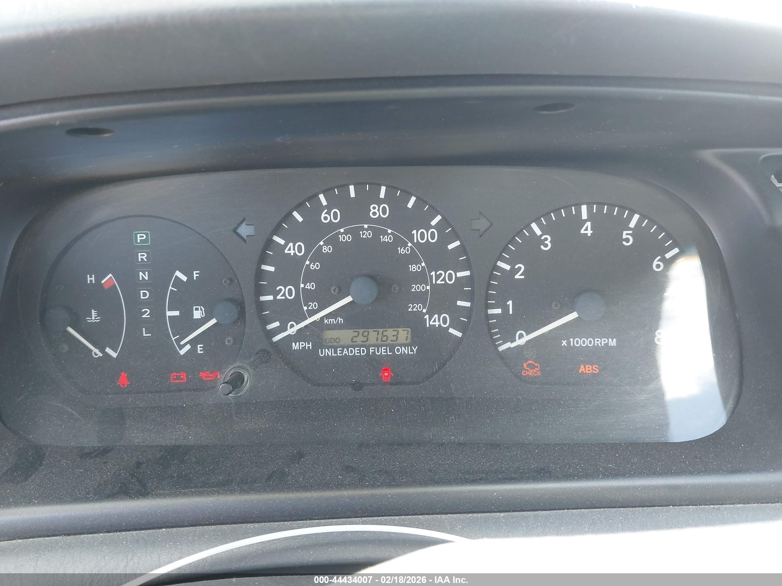 TOYOTA CAMRY image 7