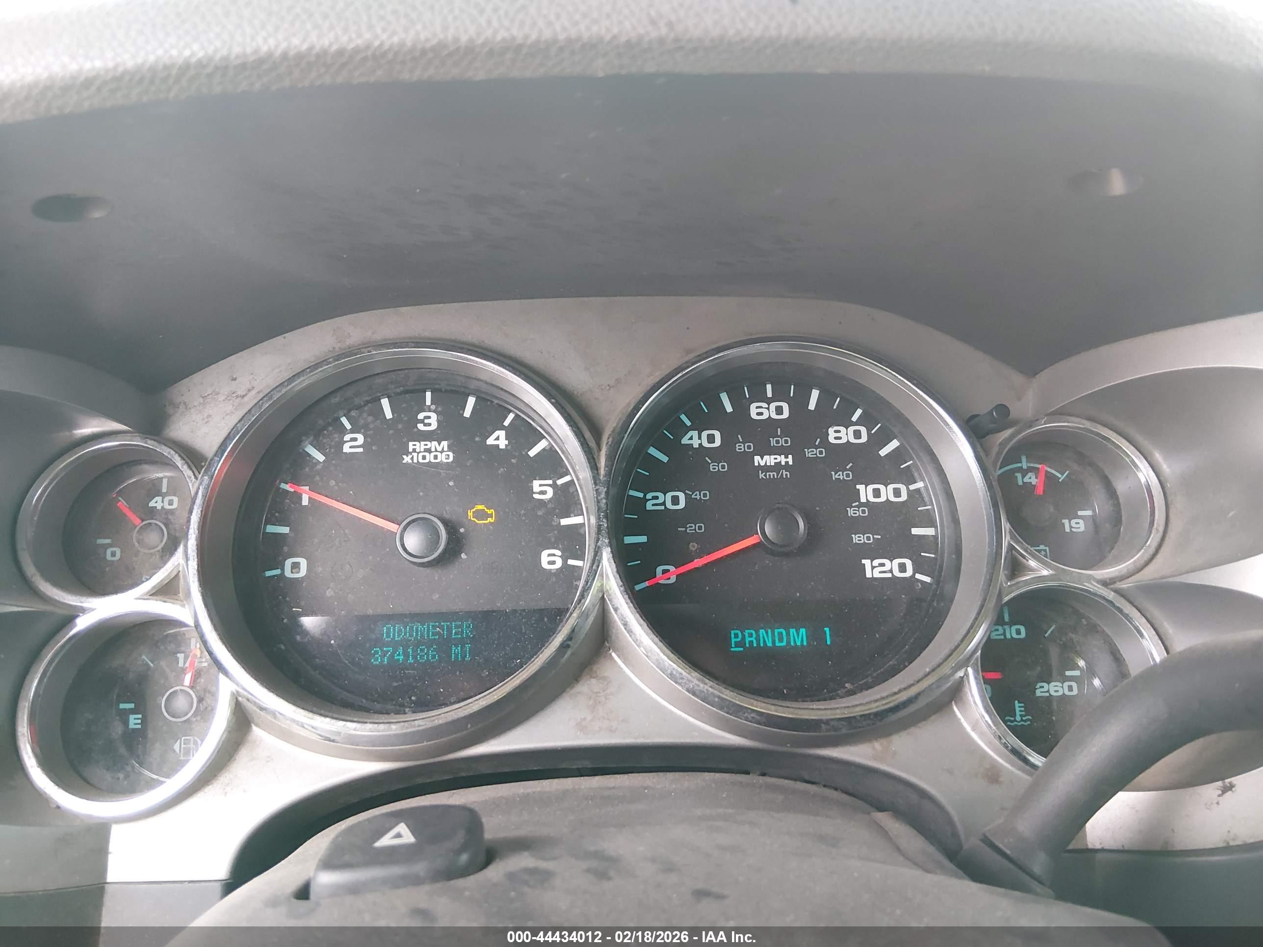CHEVROLET SILVERADO image 7