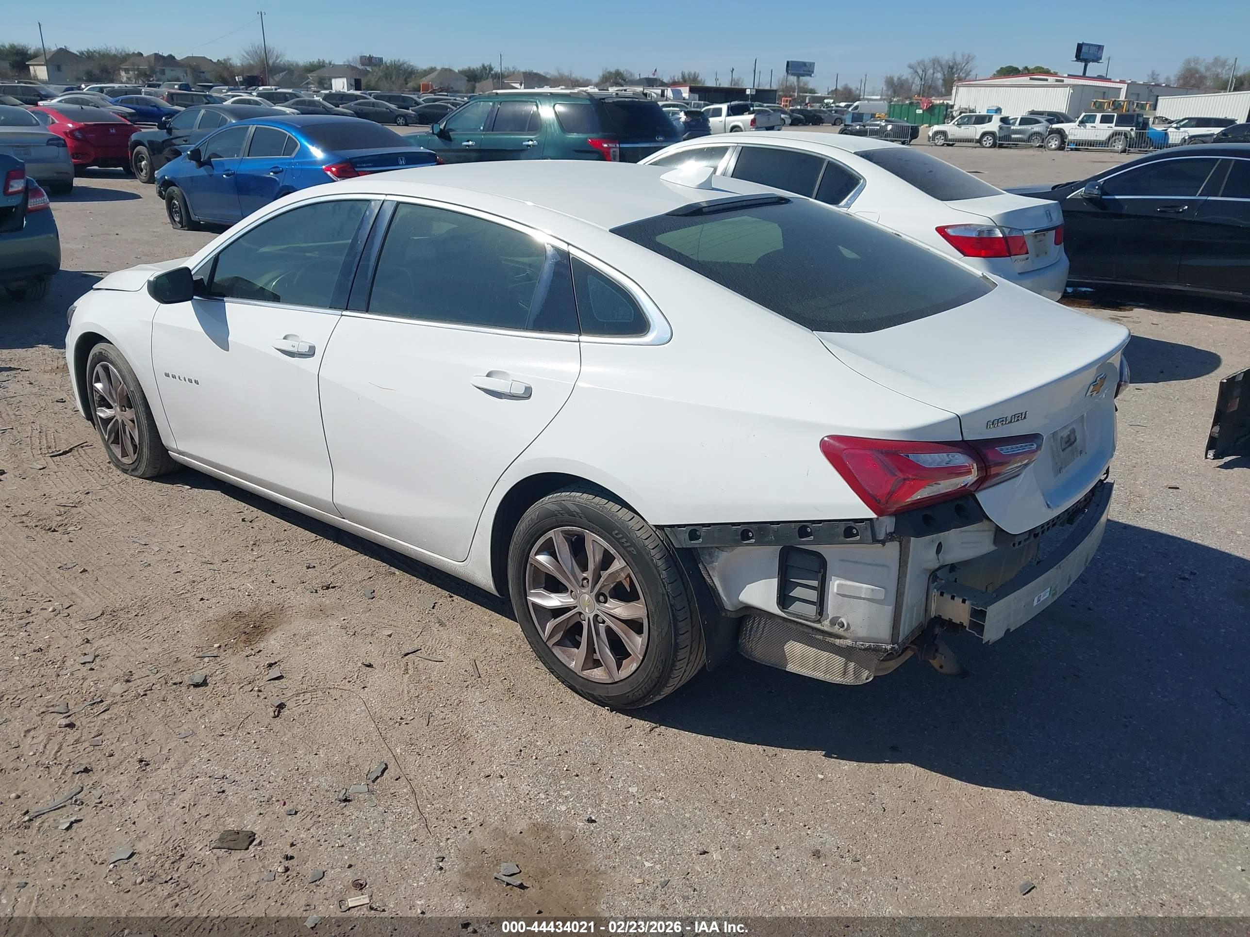 CHEVROLET MALIBU image 3