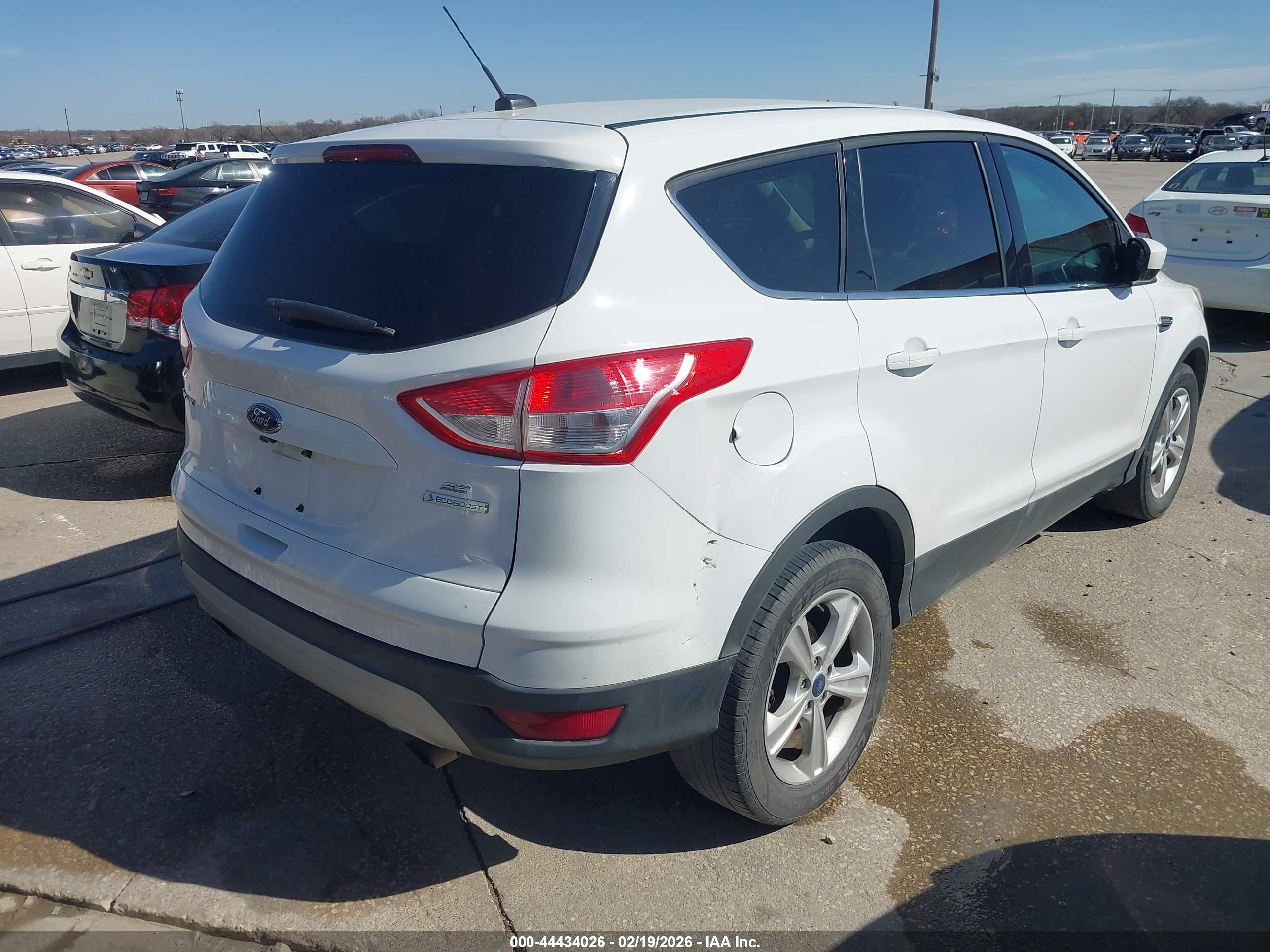 FORD ESCAPE image 4