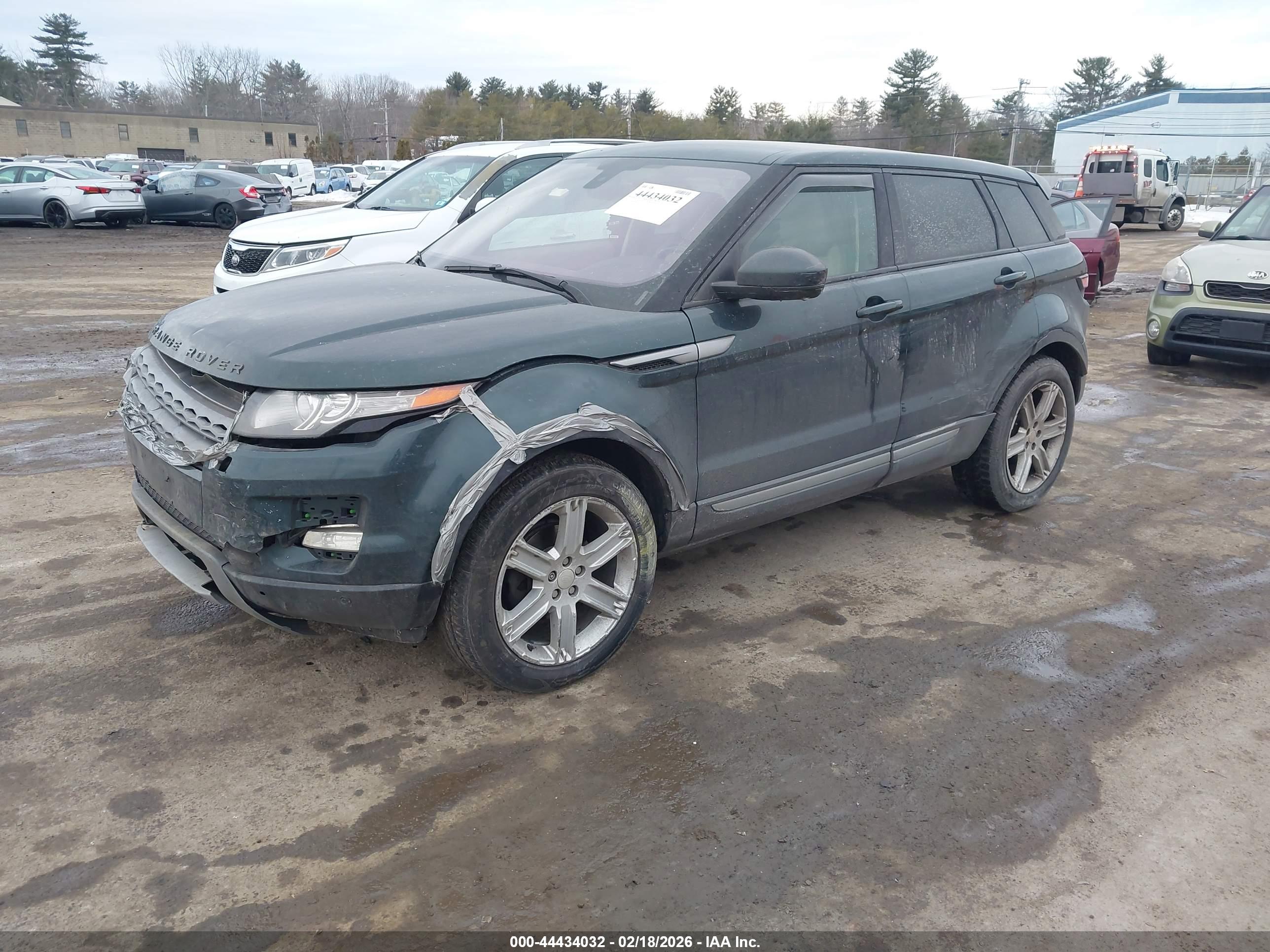LAND ROVER image 2