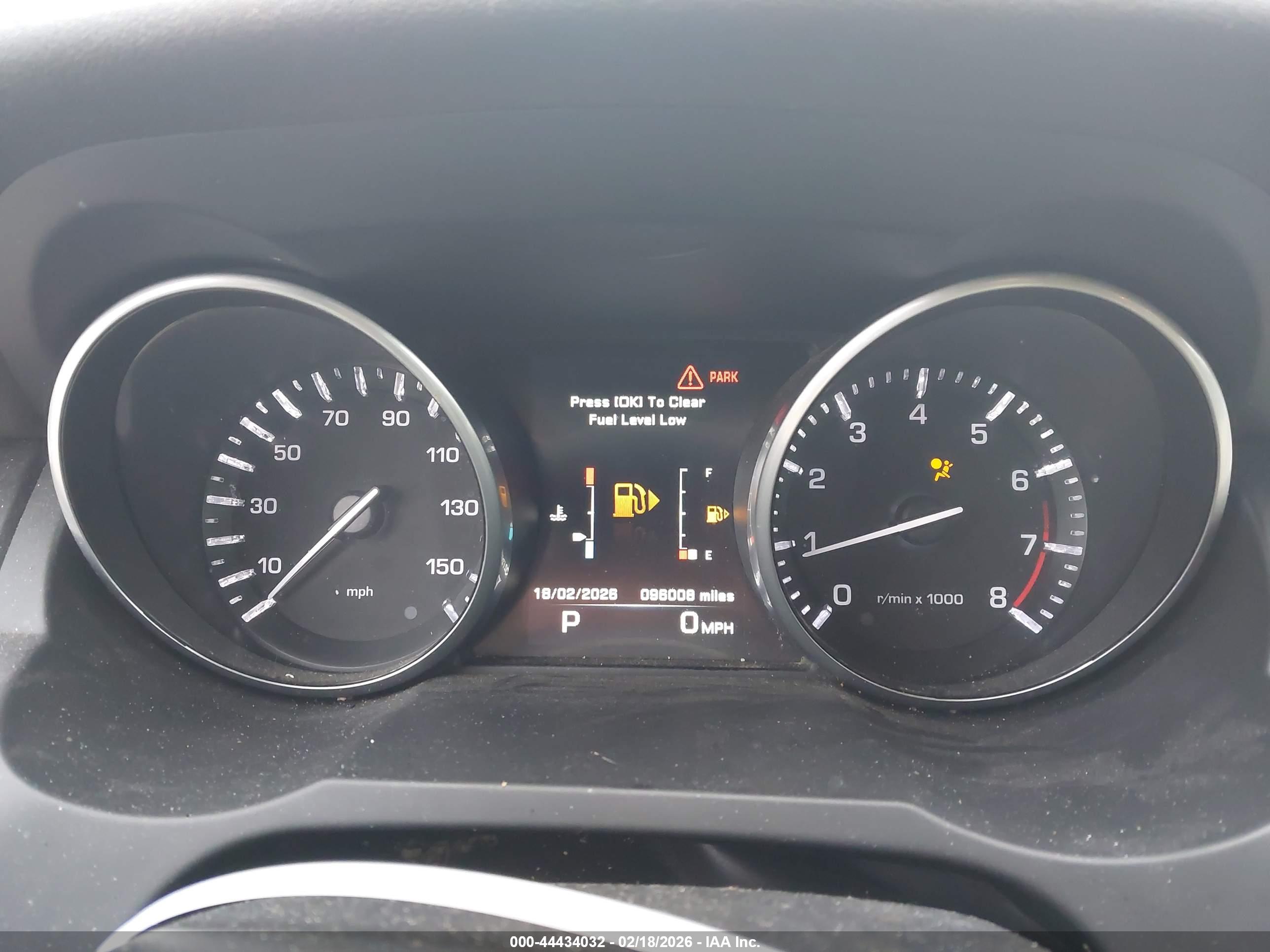 LAND ROVER image 7