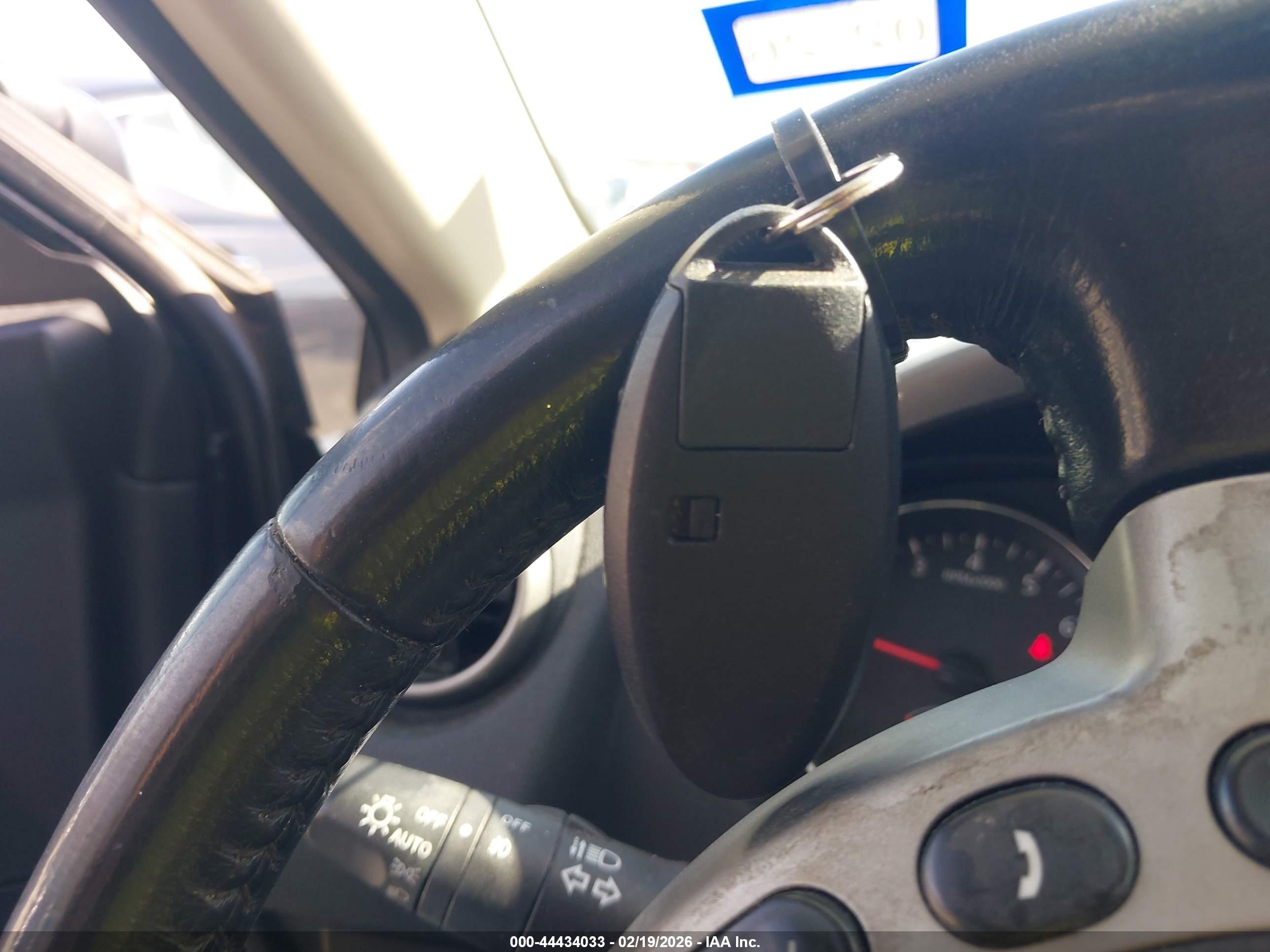 NISSAN ROGUE image 11