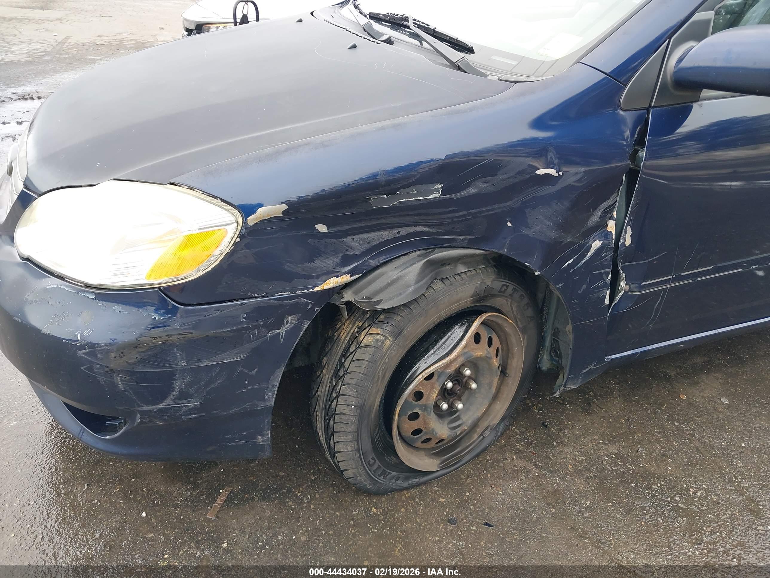 TOYOTA COROLLA image 6