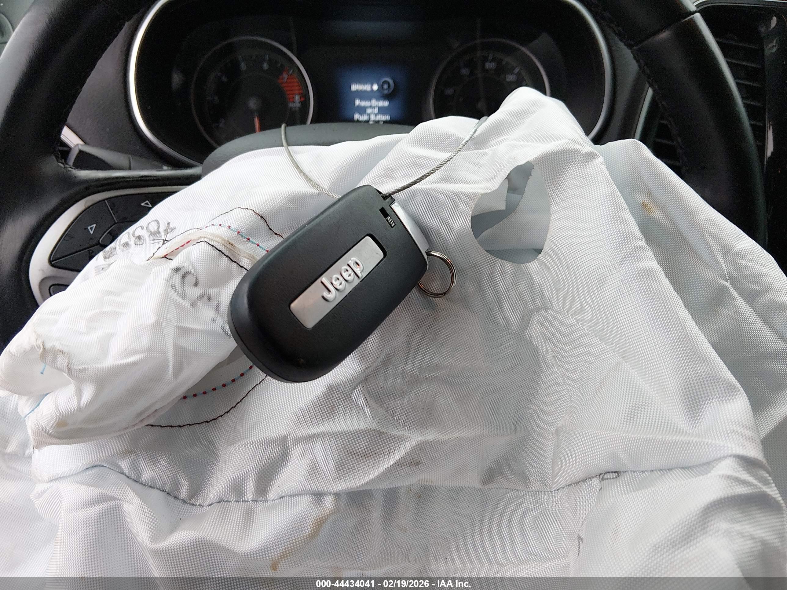 JEEP CHEROKEE image 11