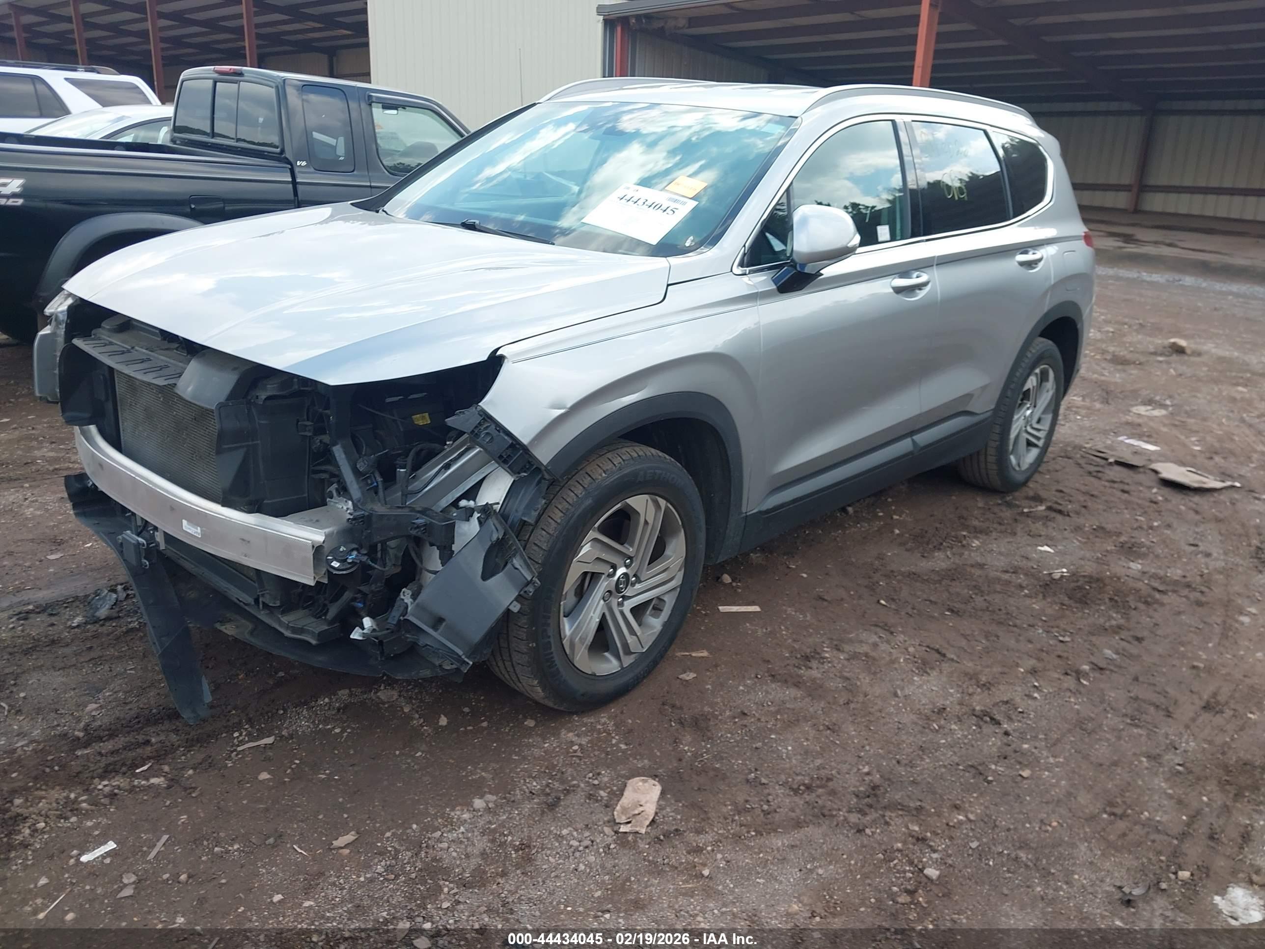 HYUNDAI SANTA image 2