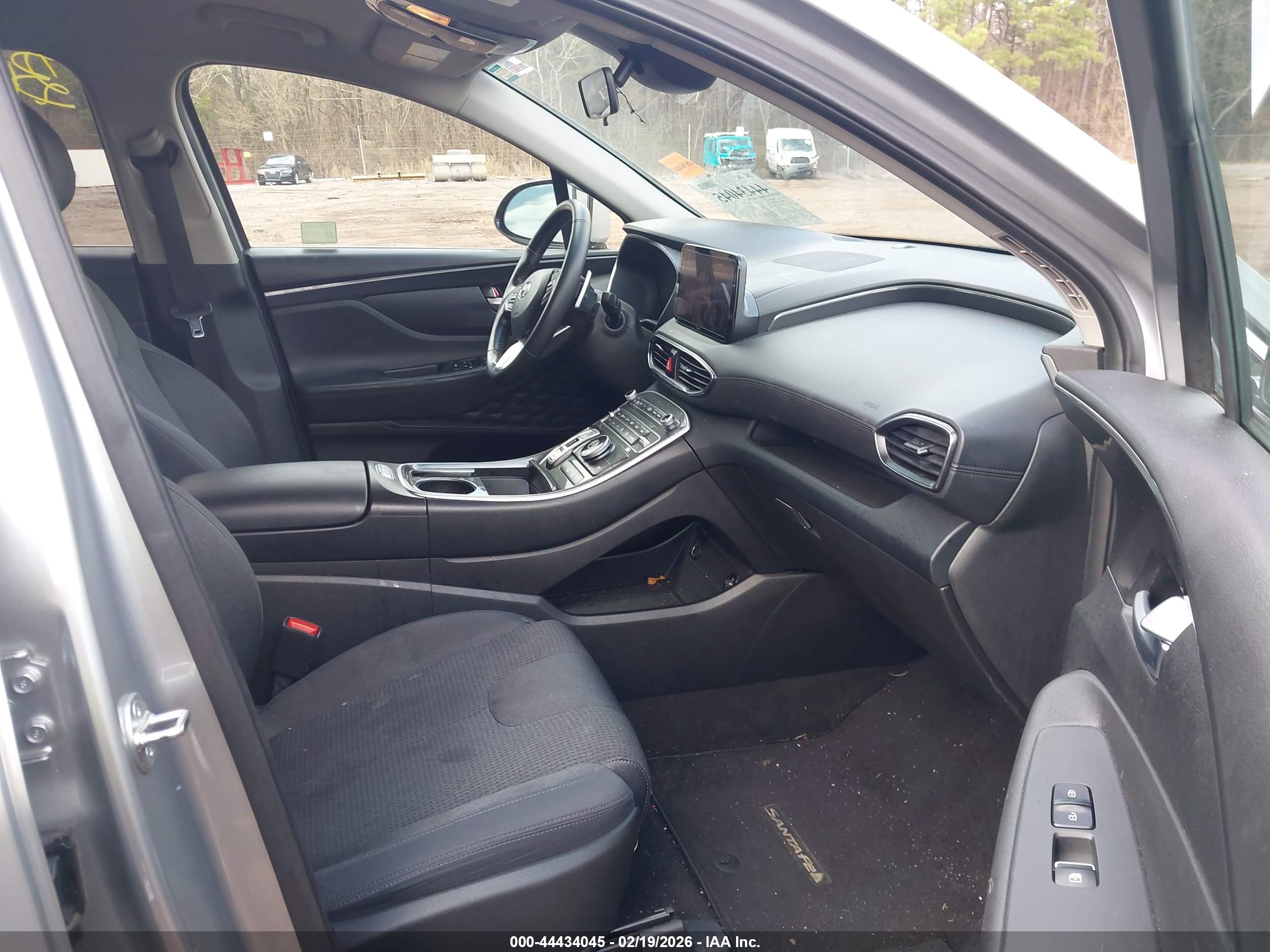 HYUNDAI SANTA image 5