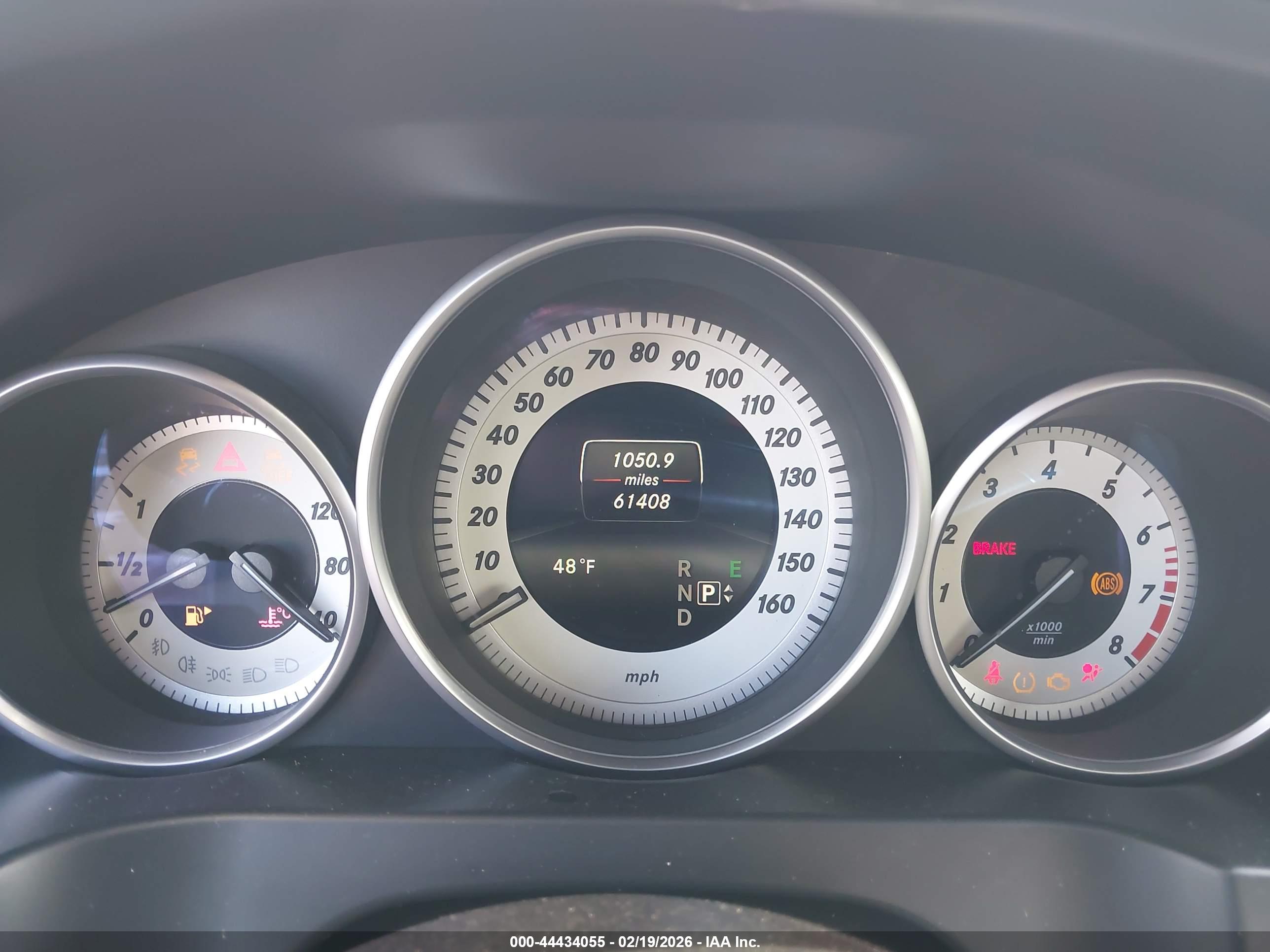 MERCEDES-BENZ E image 7