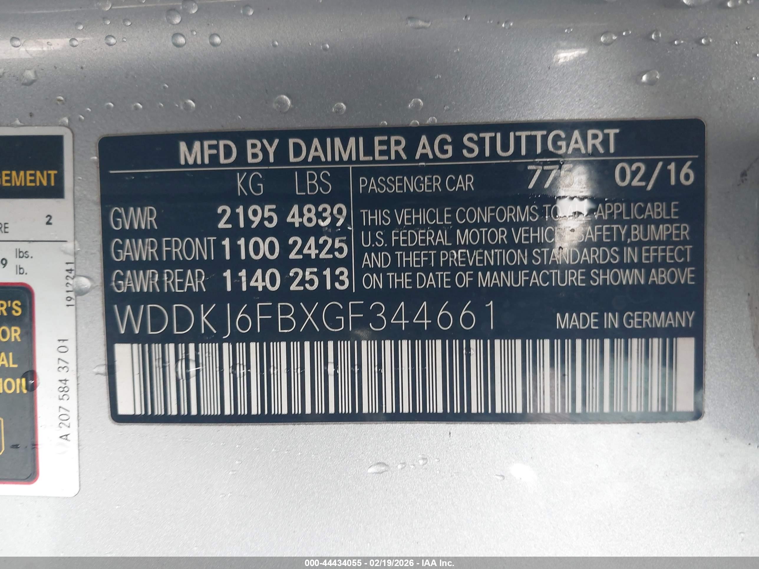 MERCEDES-BENZ E image 9