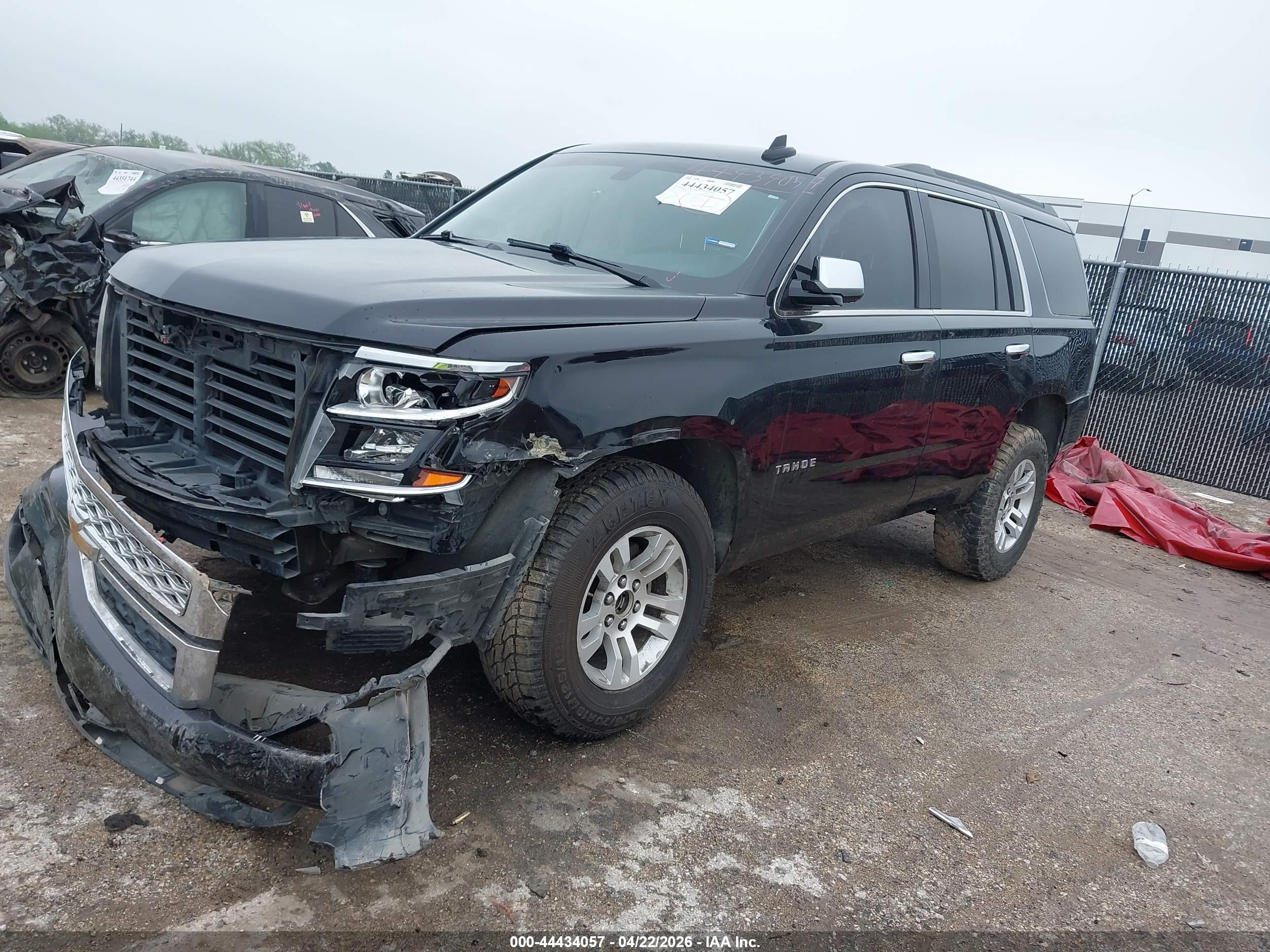CHEVROLET TAHOE image 2