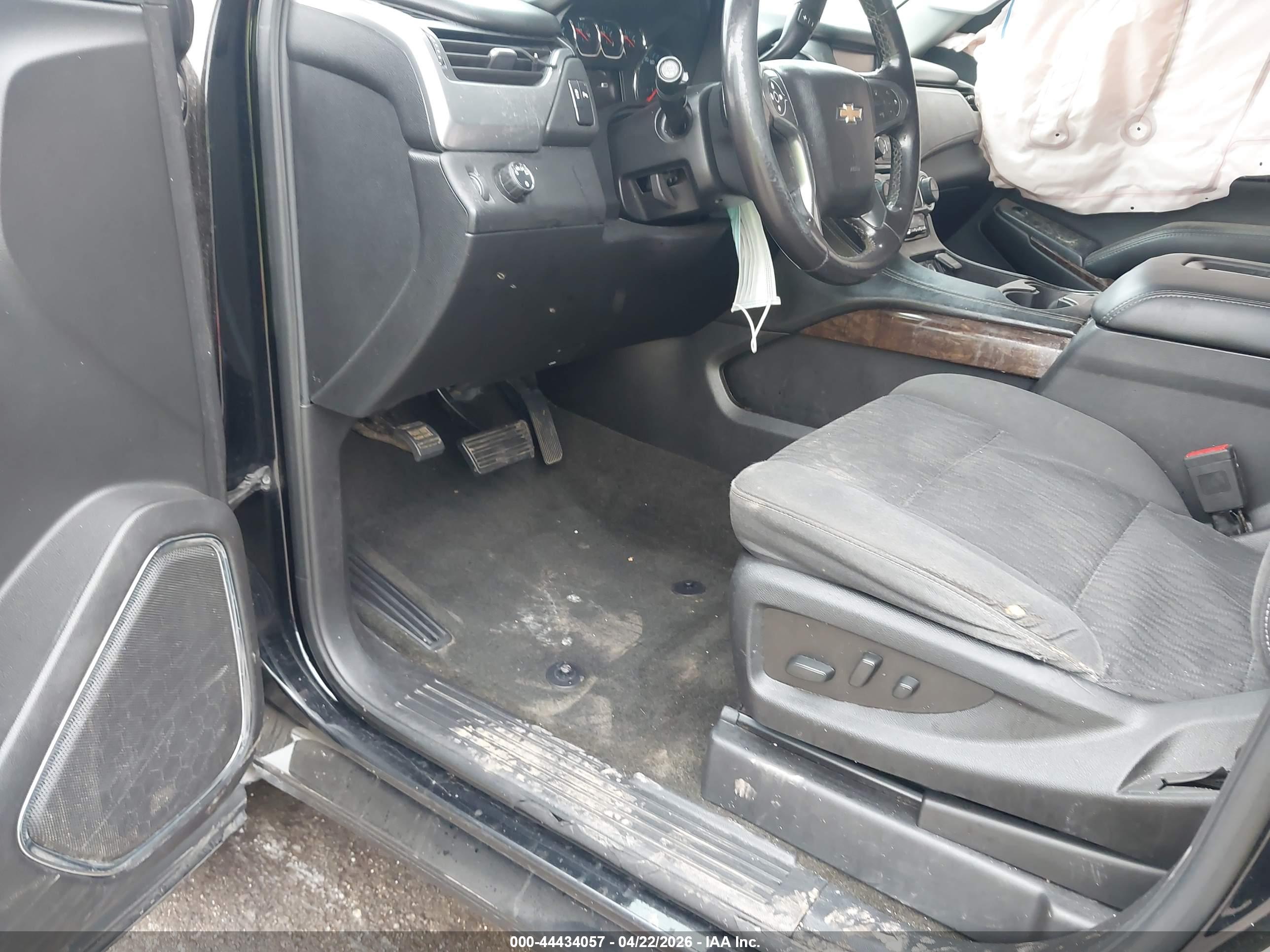 CHEVROLET TAHOE image 5