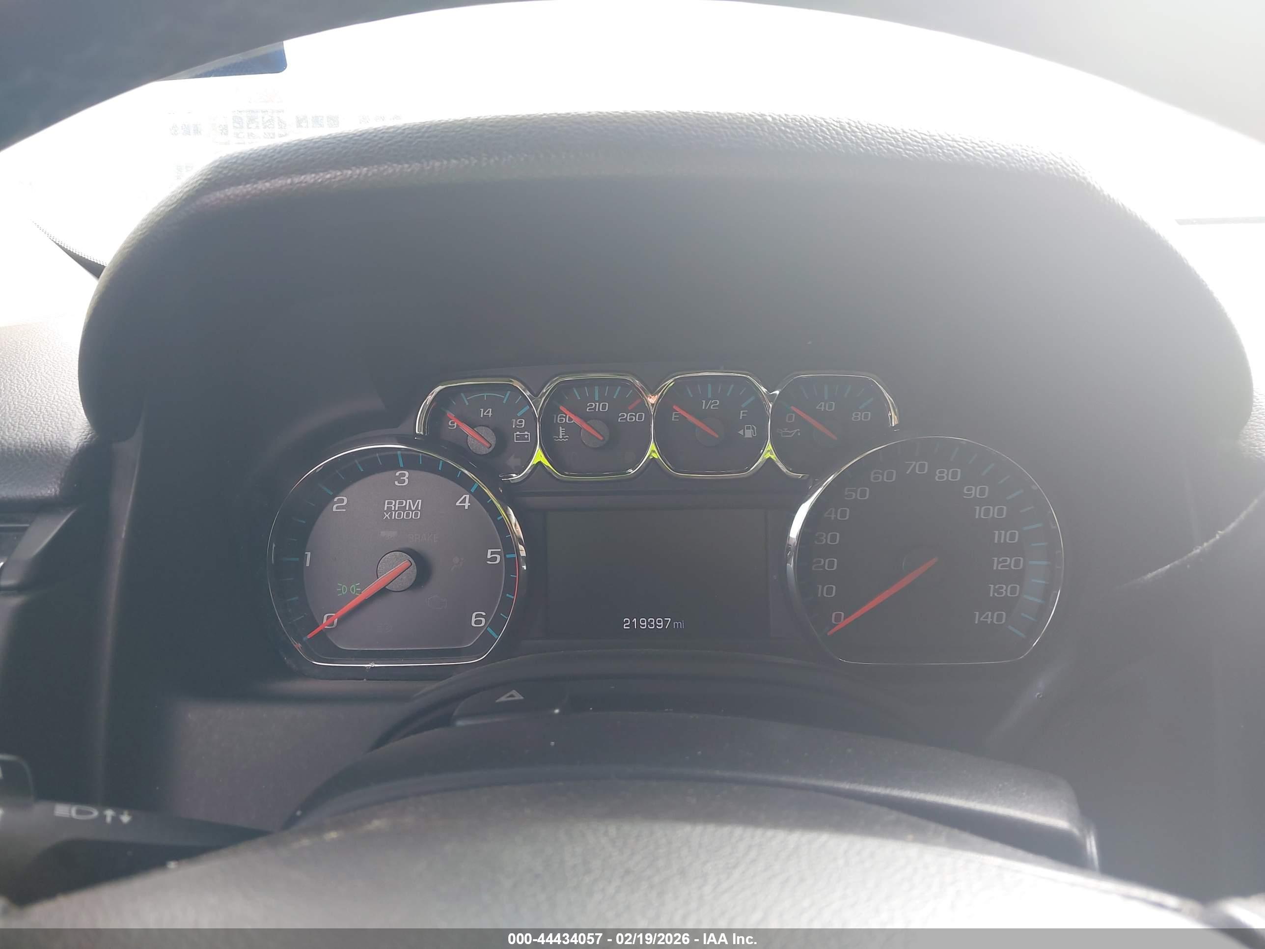 CHEVROLET TAHOE image 7