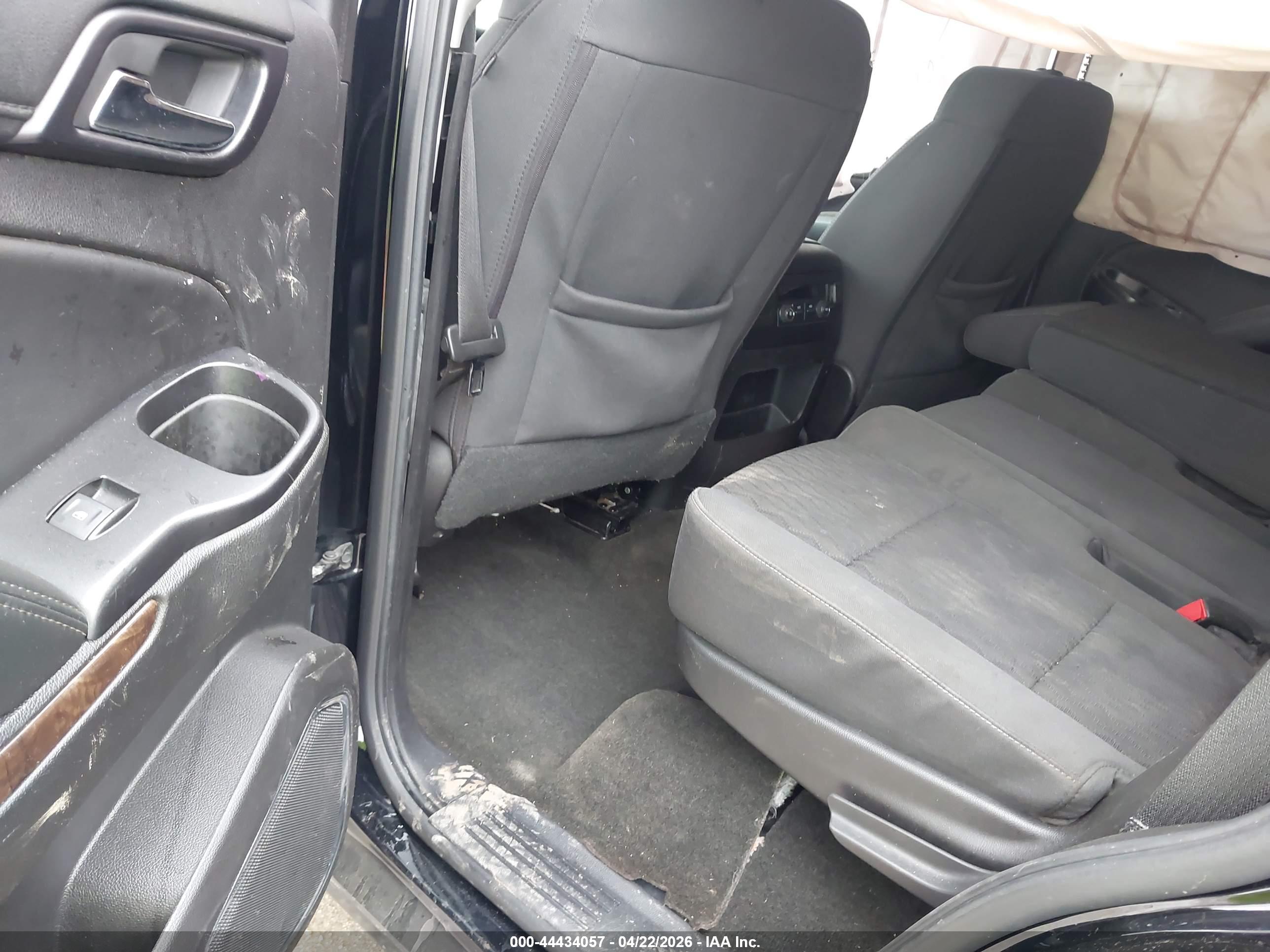 CHEVROLET TAHOE image 8
