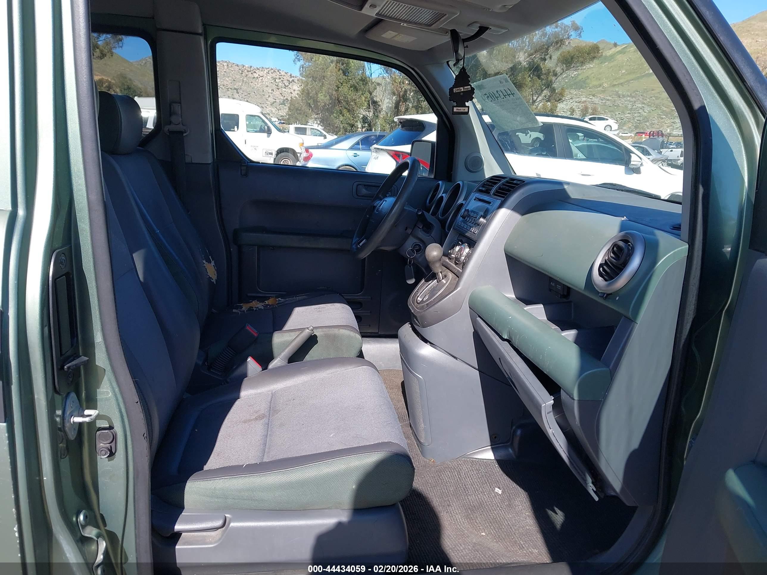 HONDA ELEMENT image 5