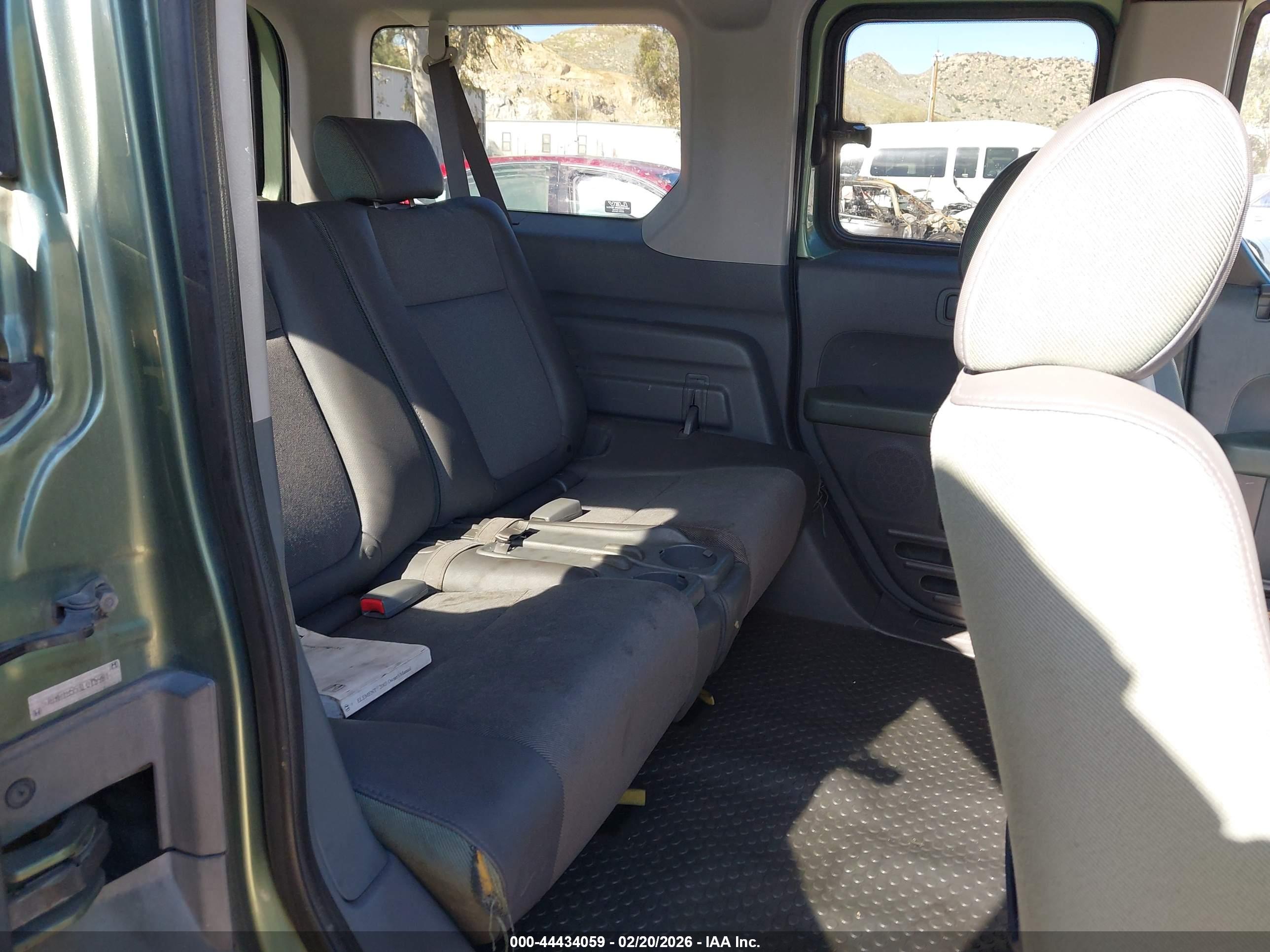 HONDA ELEMENT image 8