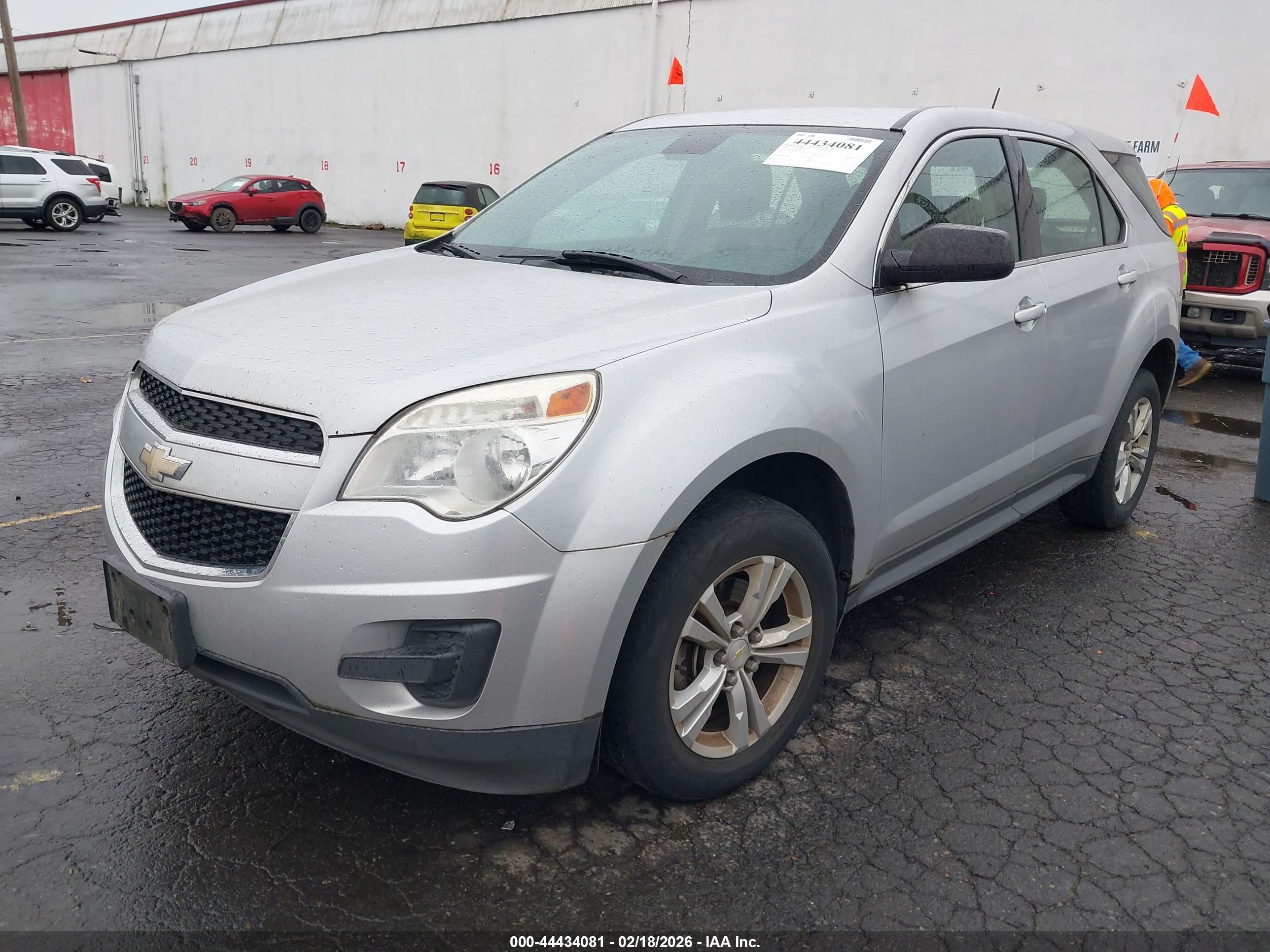 CHEVROLET EQUINOX image 2