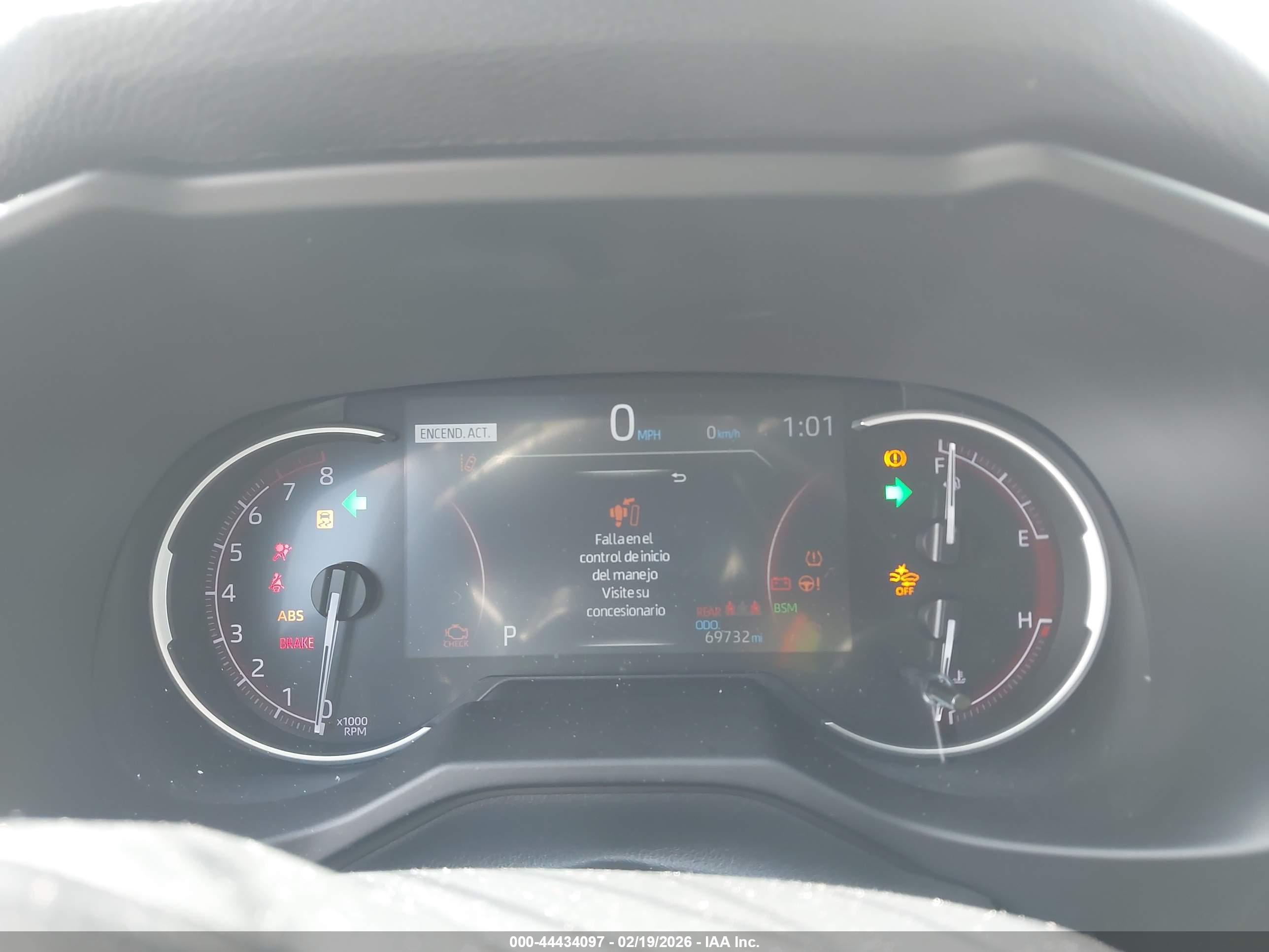 TOYOTA RAV4 image 7