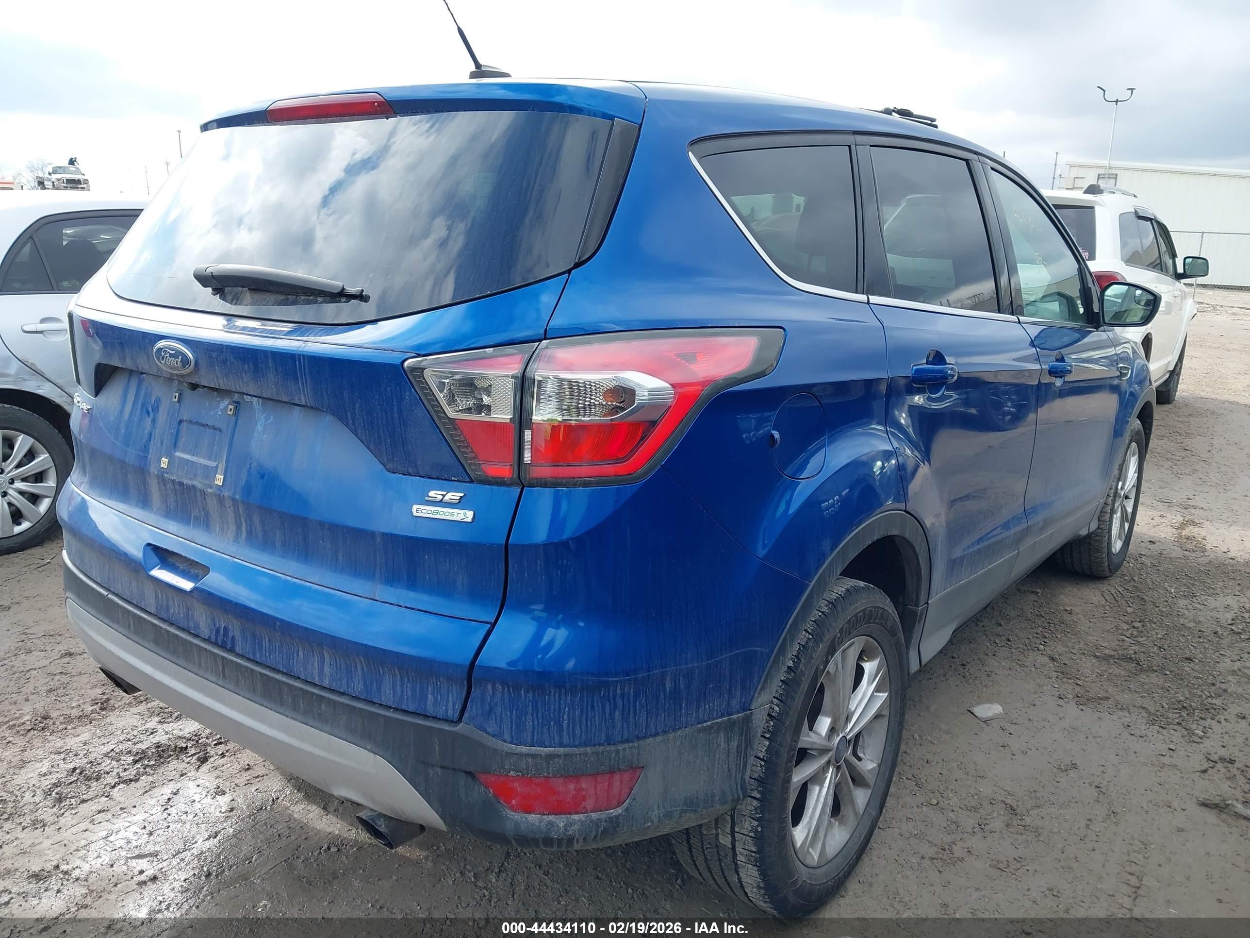 FORD ESCAPE image 4