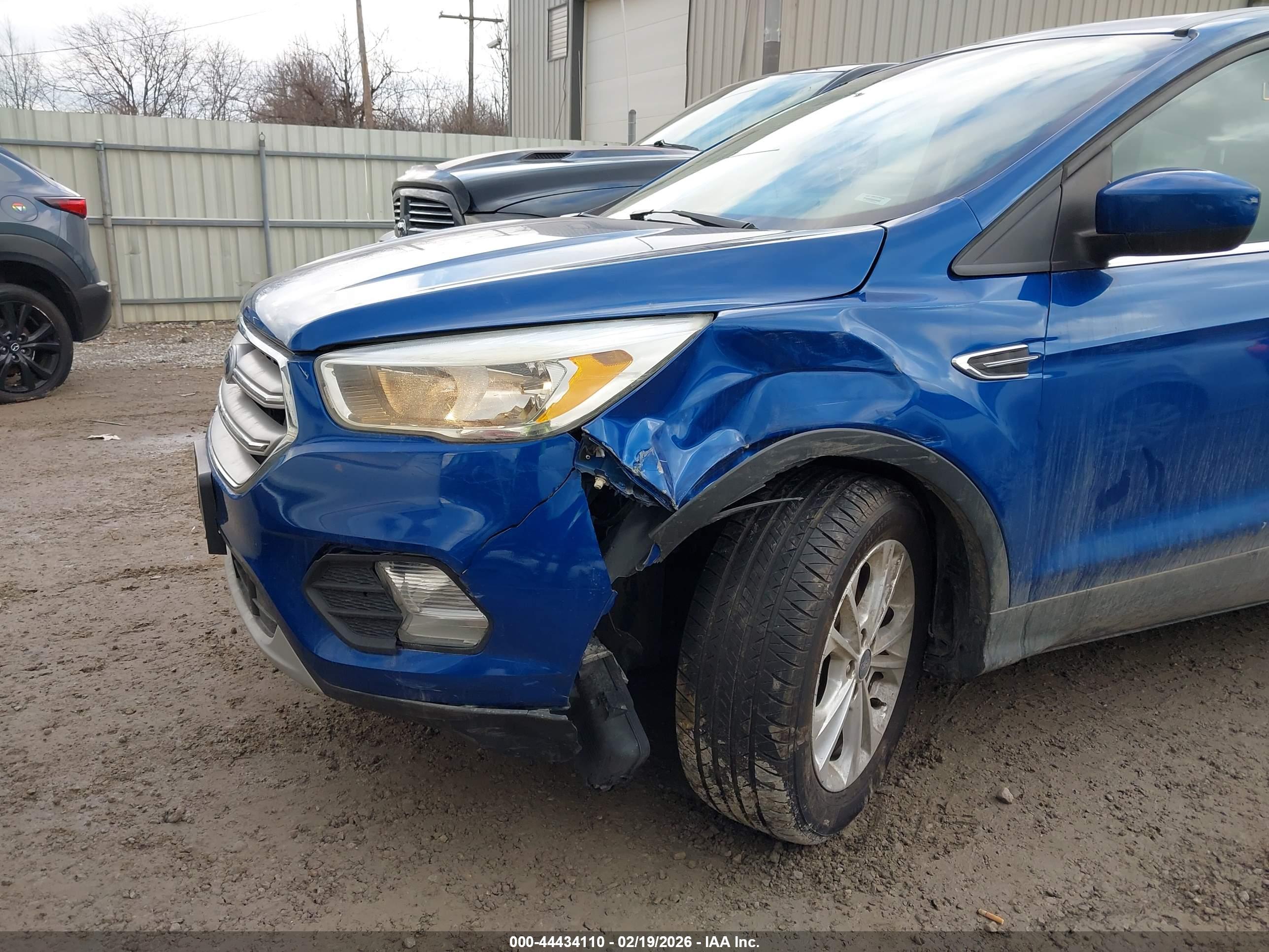 FORD ESCAPE image 6