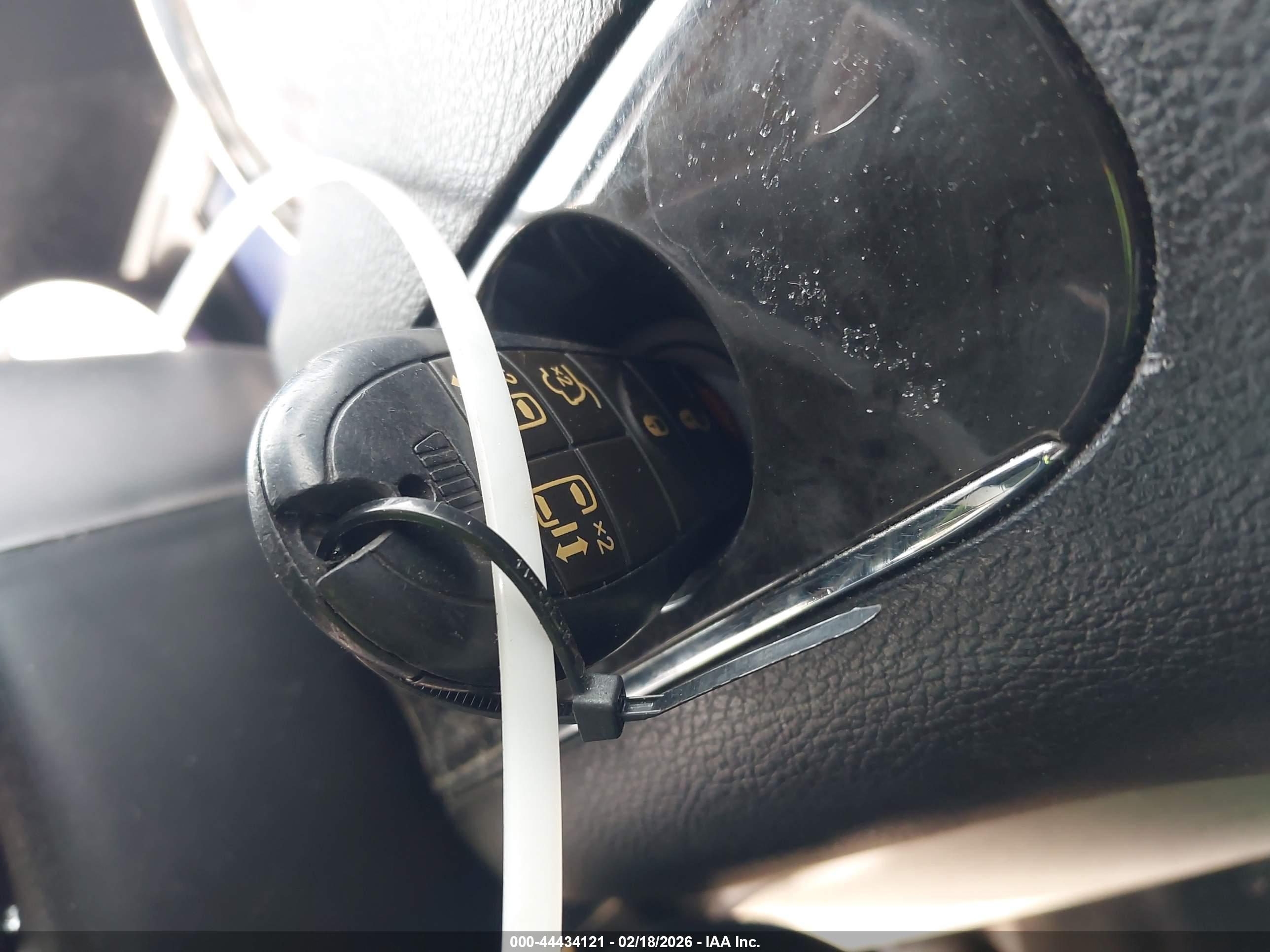 CHRYSLER TOWN image 11